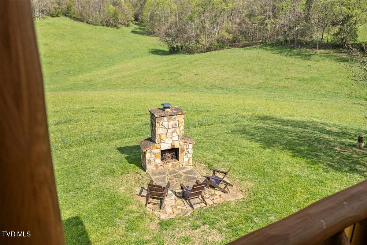 Piney Flats, Tennessee, 37686, United States, 3 Bedrooms Bedrooms, ,4 BathroomsBathrooms,Residential,Active,2034629
