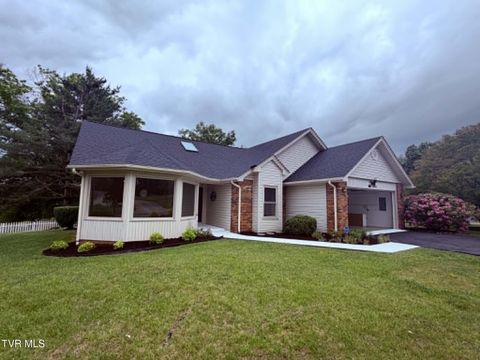 Photo of 15466 Woodstone Circle, Bristol, VA 24202 (MLS # 9995241)