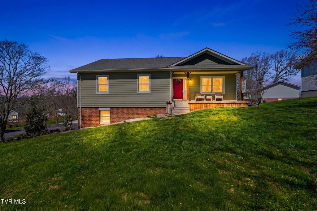 Photo of 26261 Beech Circle, Abingdon, VA 24211 (MLS # 9992818)