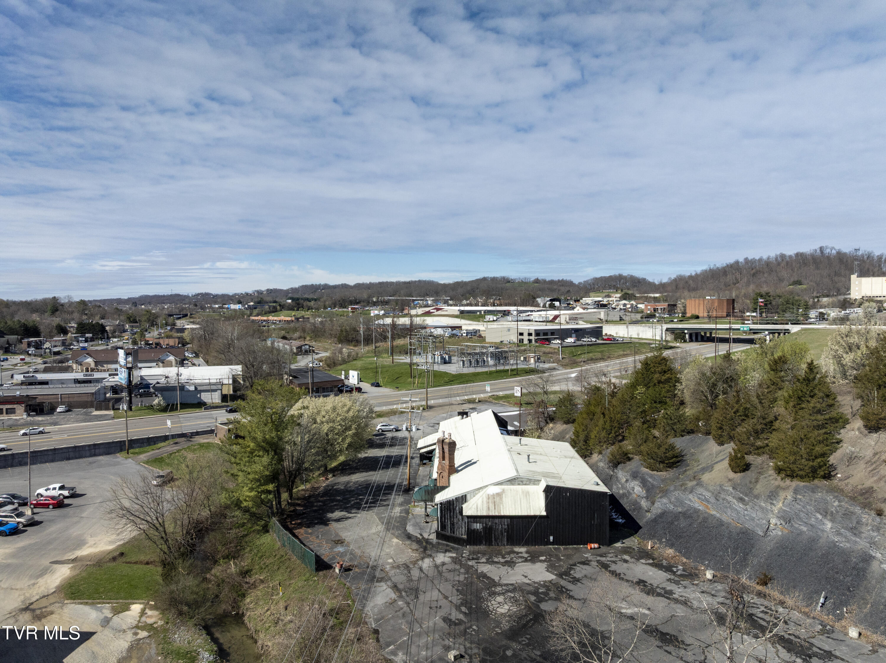 3096 North Roan Street