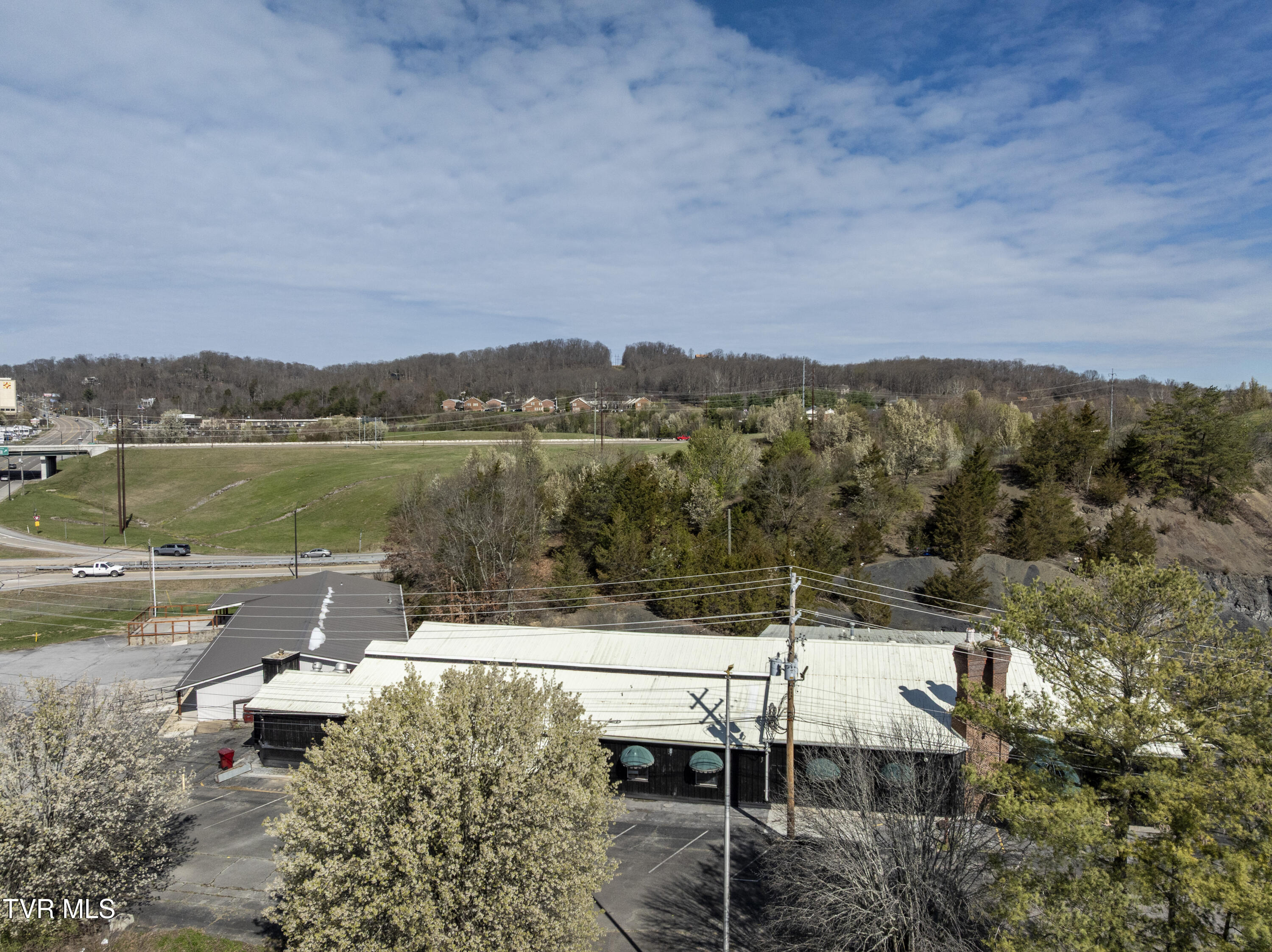 3096 North Roan Street