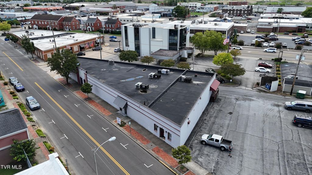 Photo of 440 Sullivan Street, Kingsport, TN 37660 (MLS # 9985033)