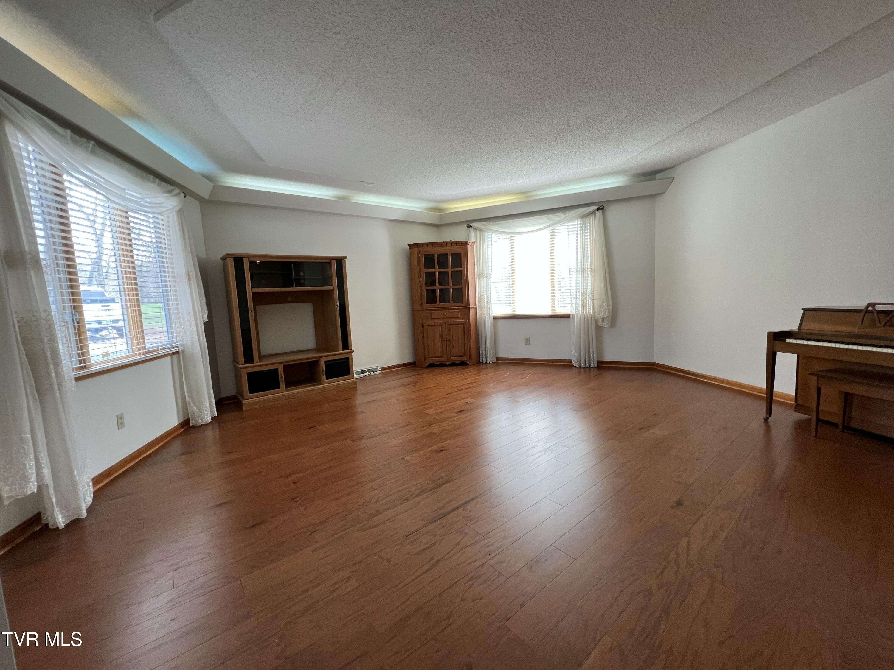 898 Jordan Road, Elizabethton, Tennessee image 31
