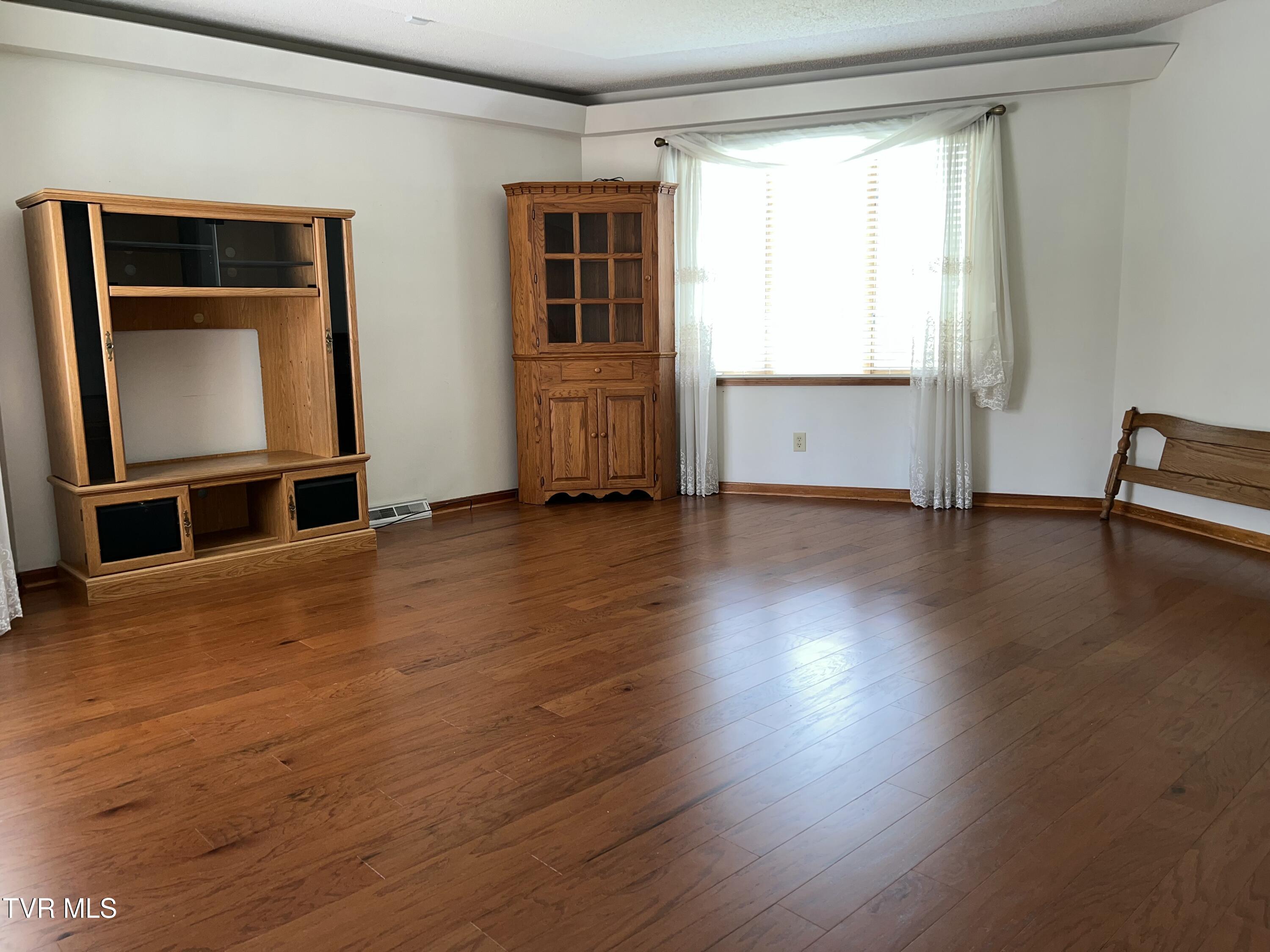 898 Jordan Road, Elizabethton, Tennessee image 30