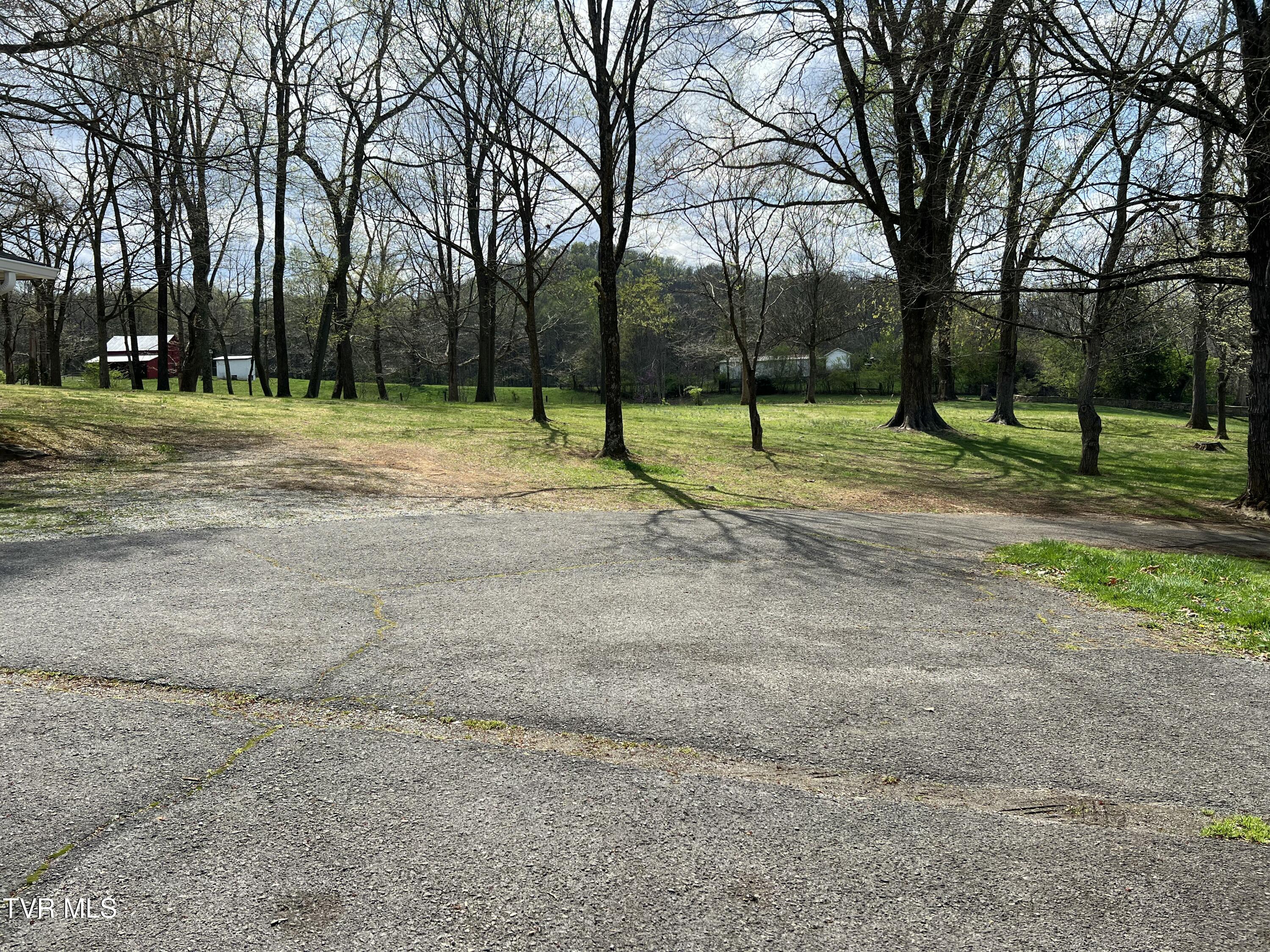 898 Jordan Road, Elizabethton, Tennessee image 21