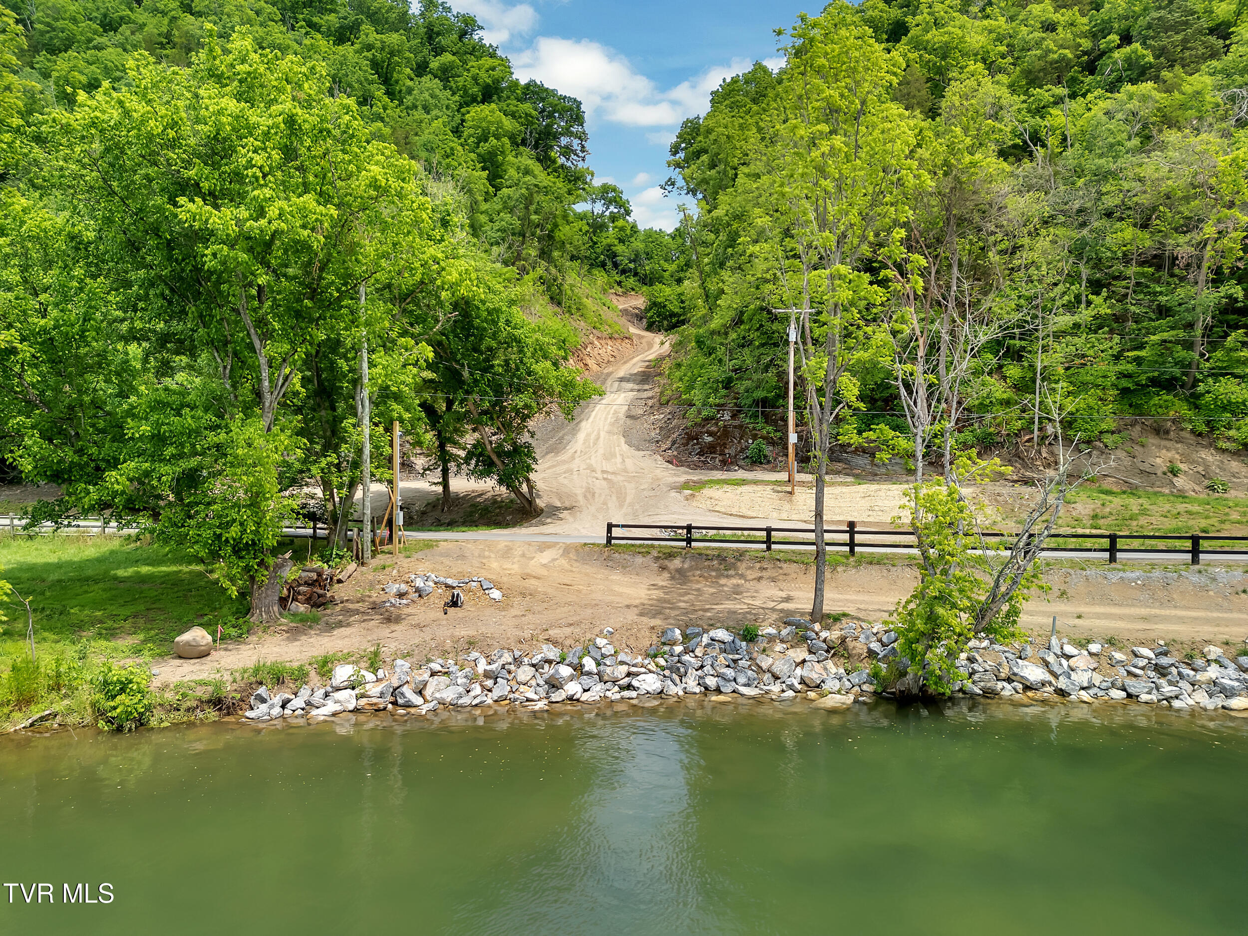 760 Herb Hodge Road, Johnson City, Tennessee image 7