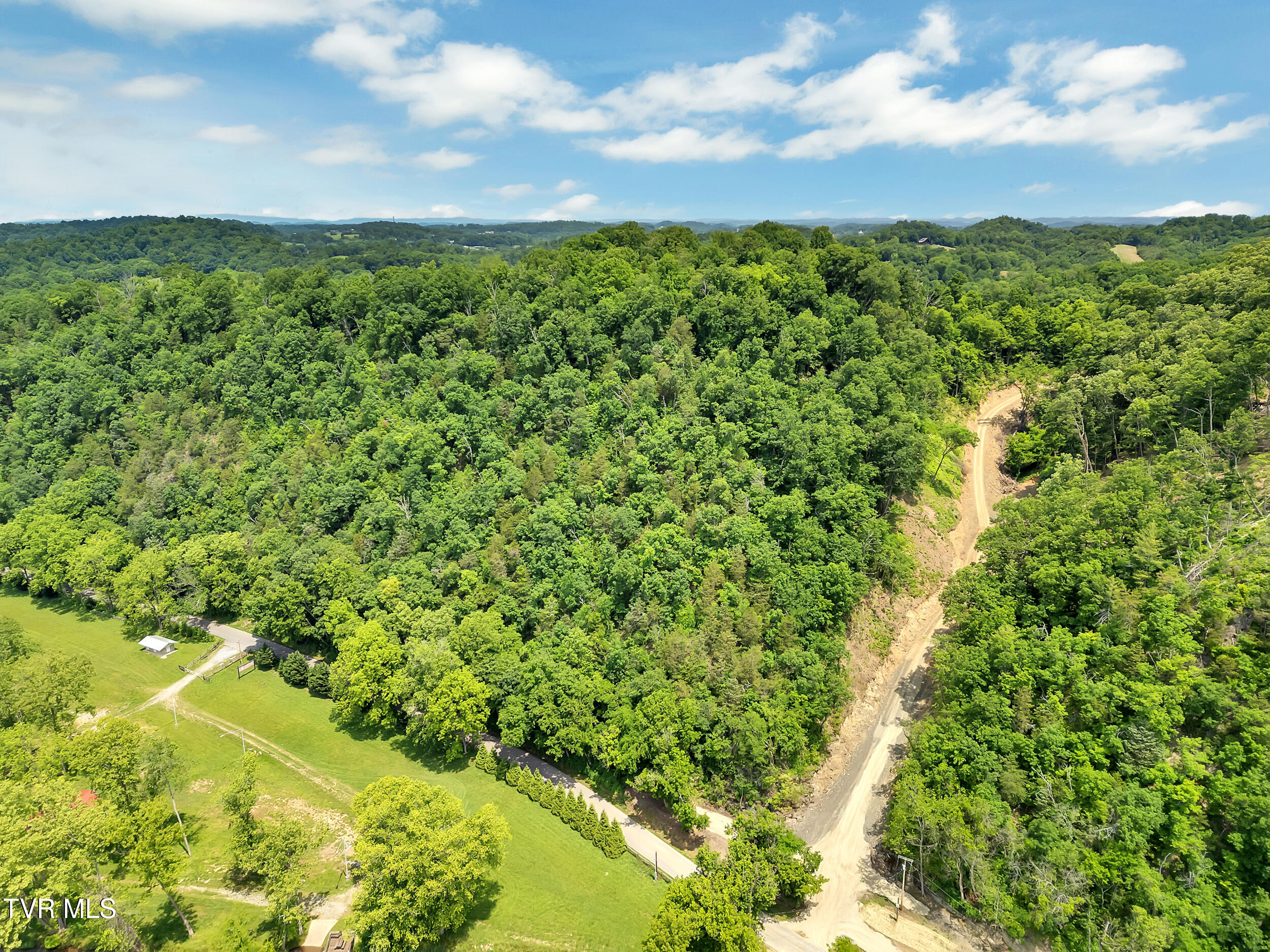 760 Herb Hodge Road, Johnson City, Tennessee image 4