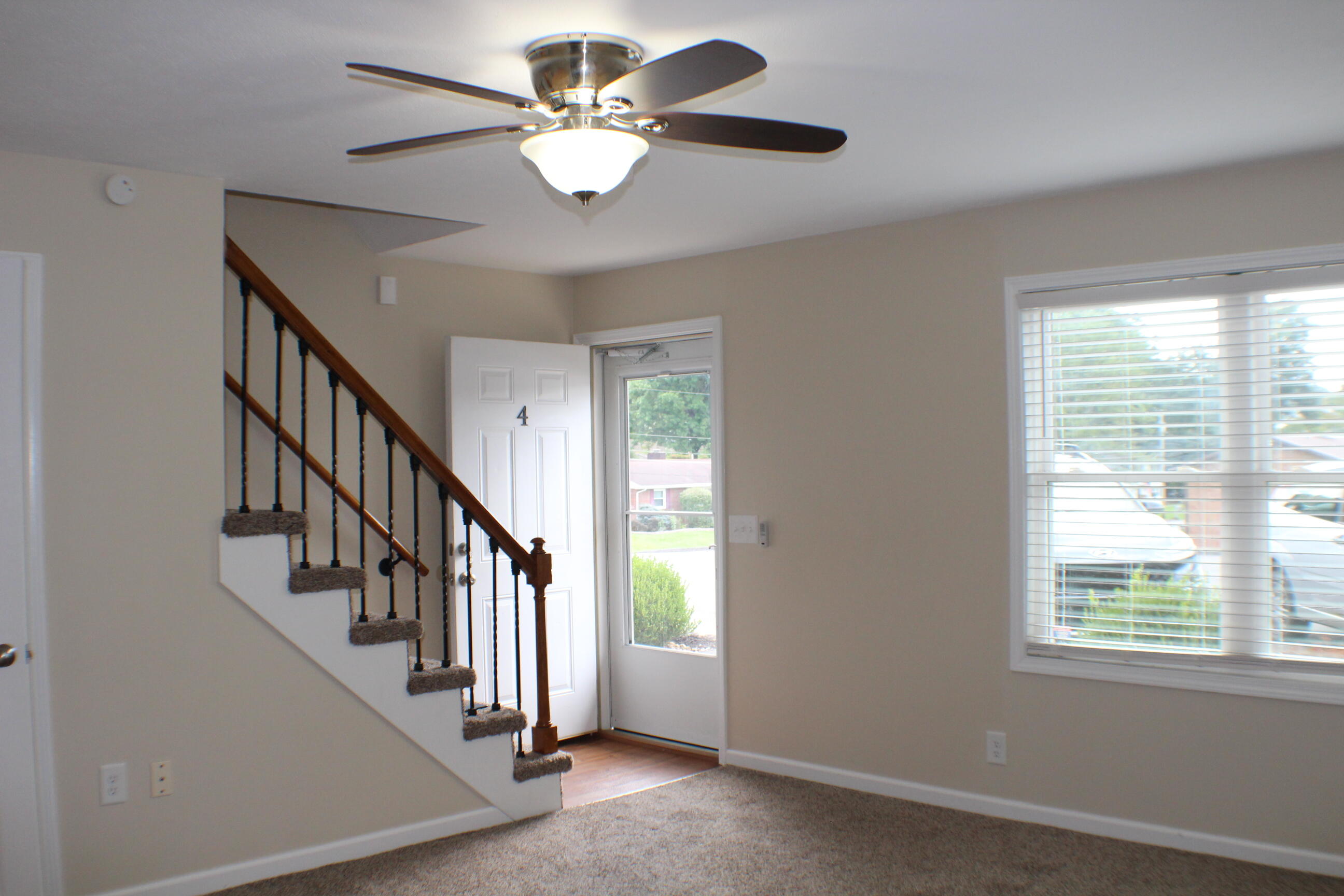 730 Sir Echo Drive 4