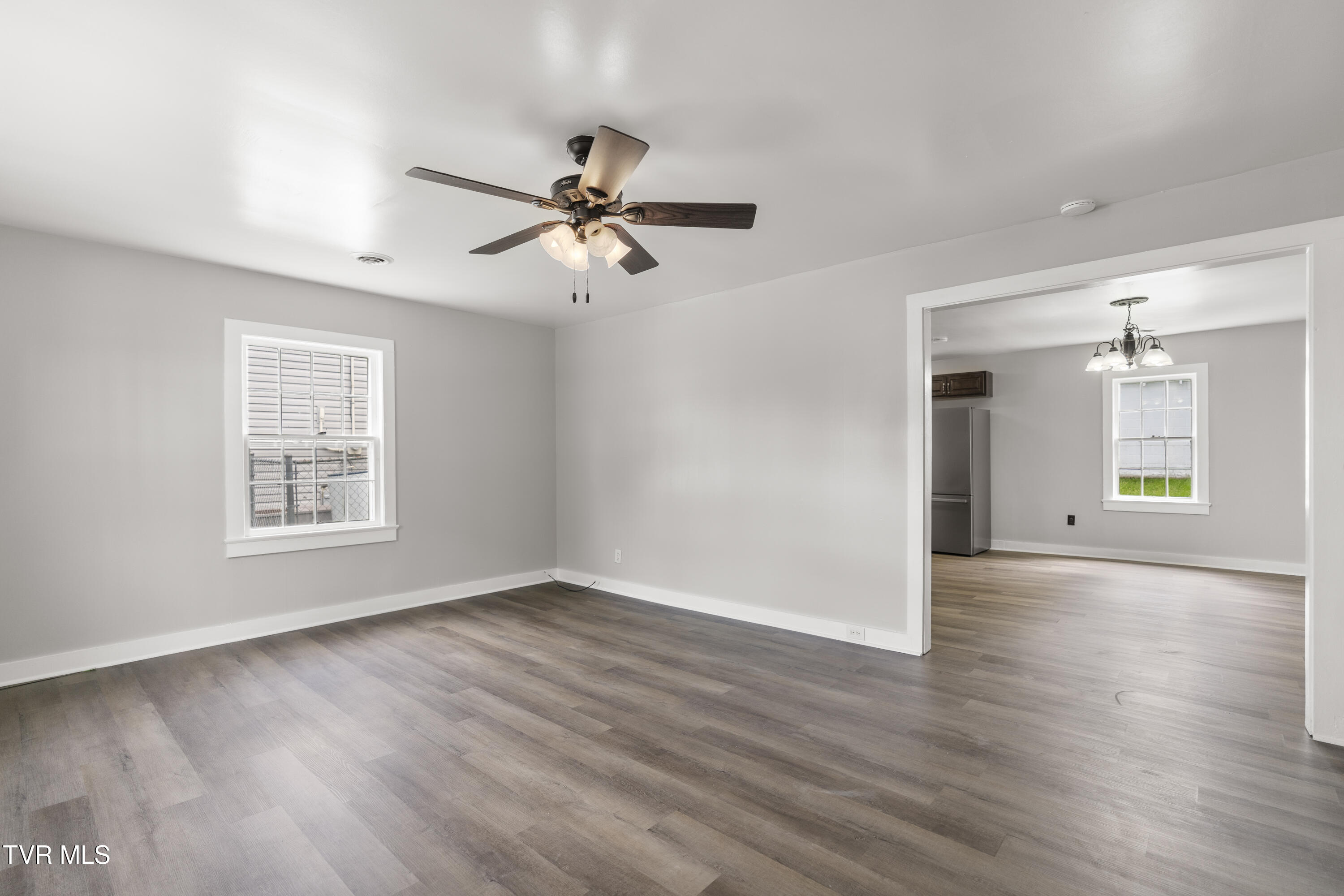 1121 Forest Street, Greeneville, Tennessee image 6