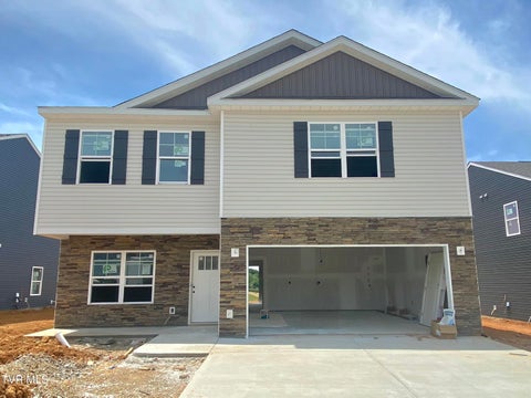 Homes For Sale - 2107 Fox Meadows Circle<br/> Bluff City, TN 37618