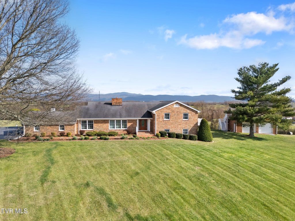 Photo of 12084 Tanglewood Drive, Glade Spring, VA 24340 (MLS # 9993592)