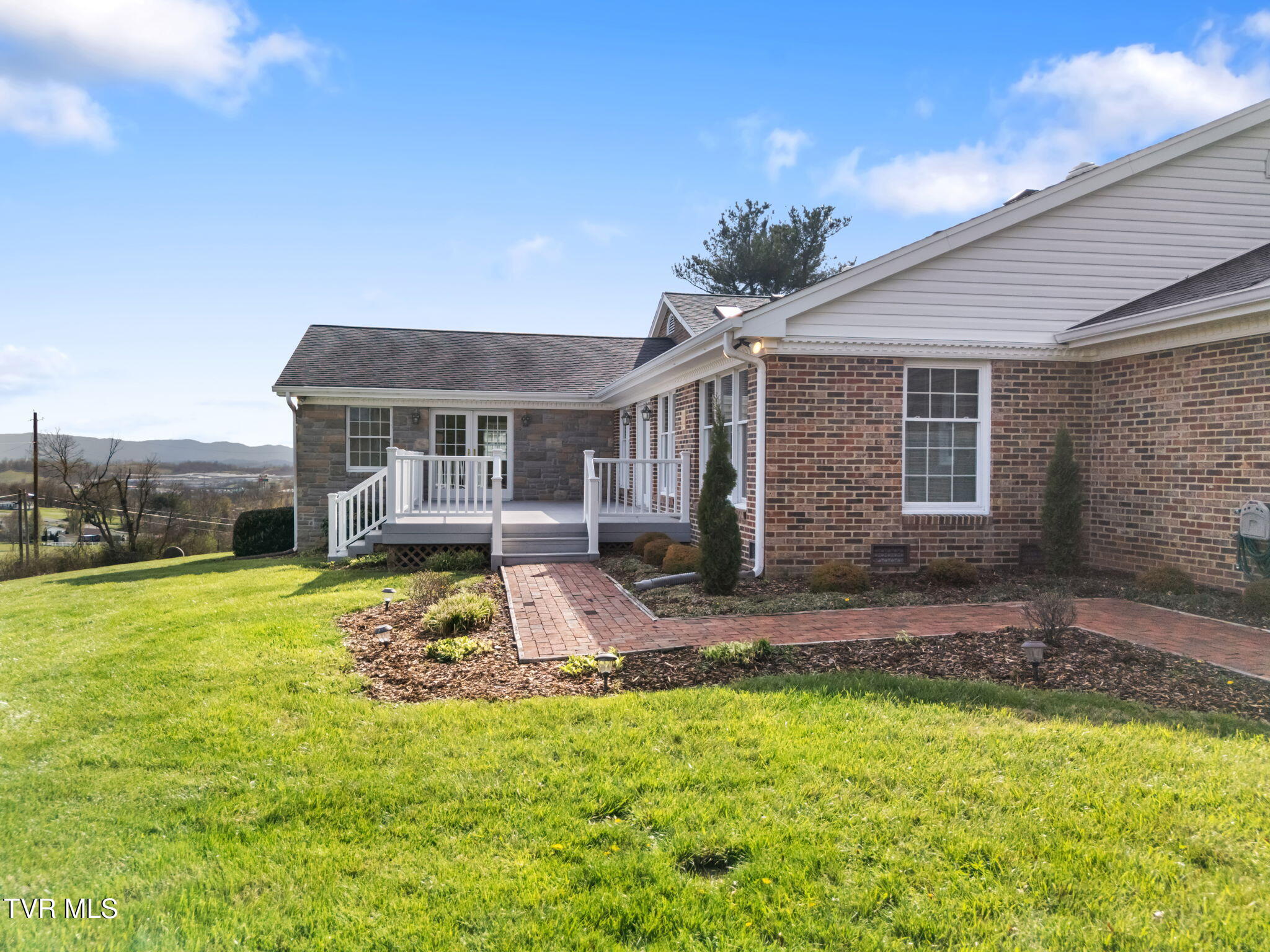 12084 Tanglewood Drive