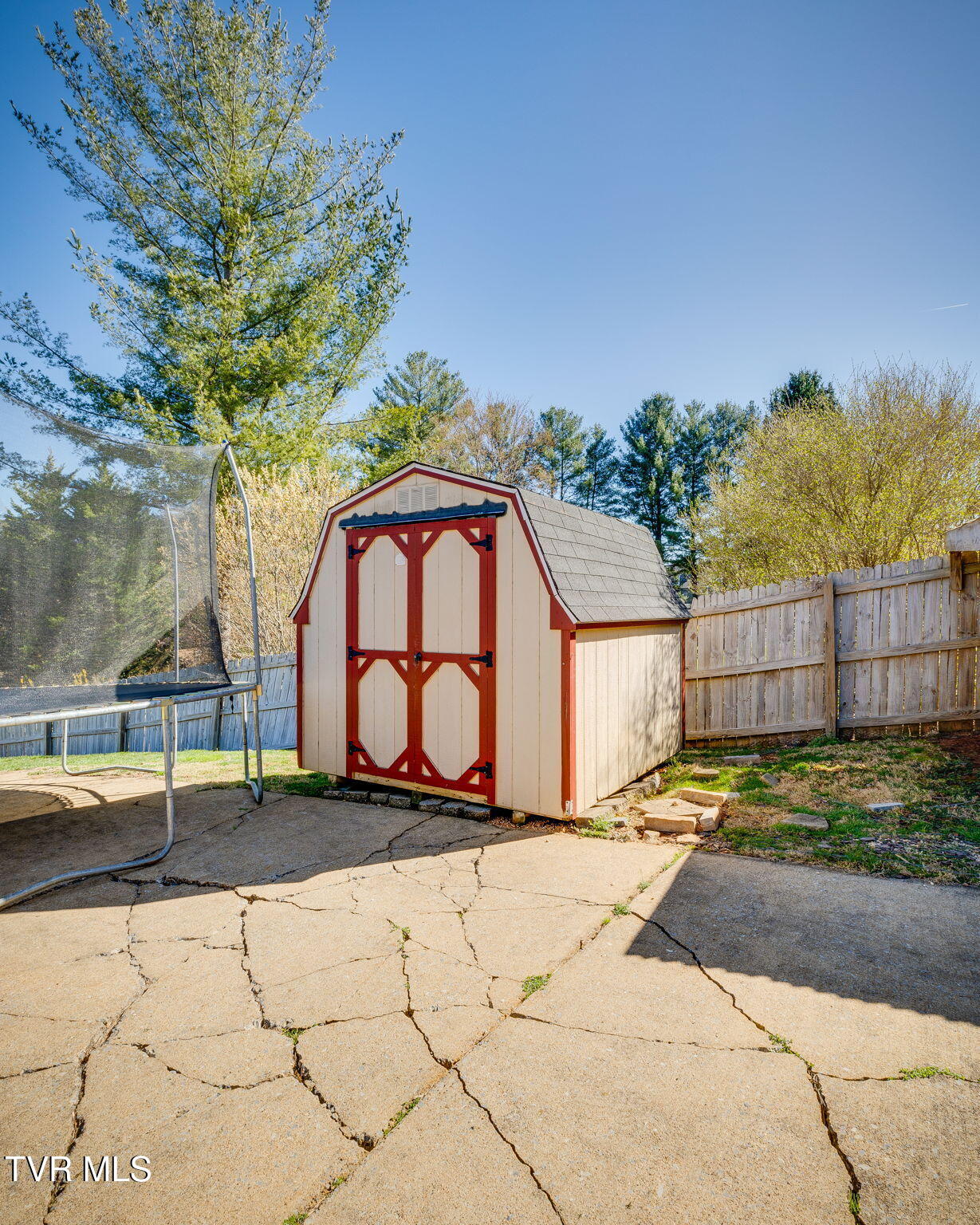 143 Ezee Street, Elizabethton, Tennessee image 38