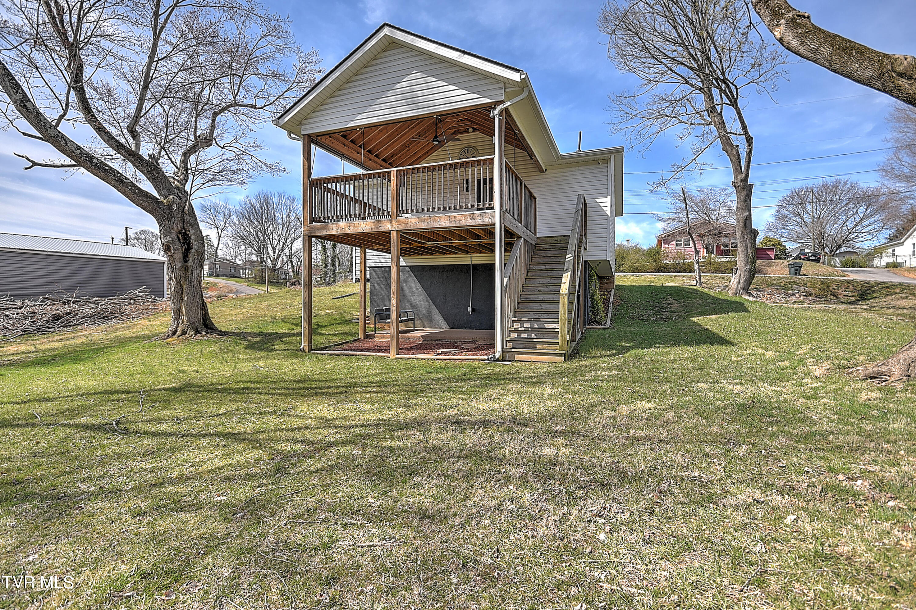 128 Hemlock Drive, Bristol, Virginia image 37