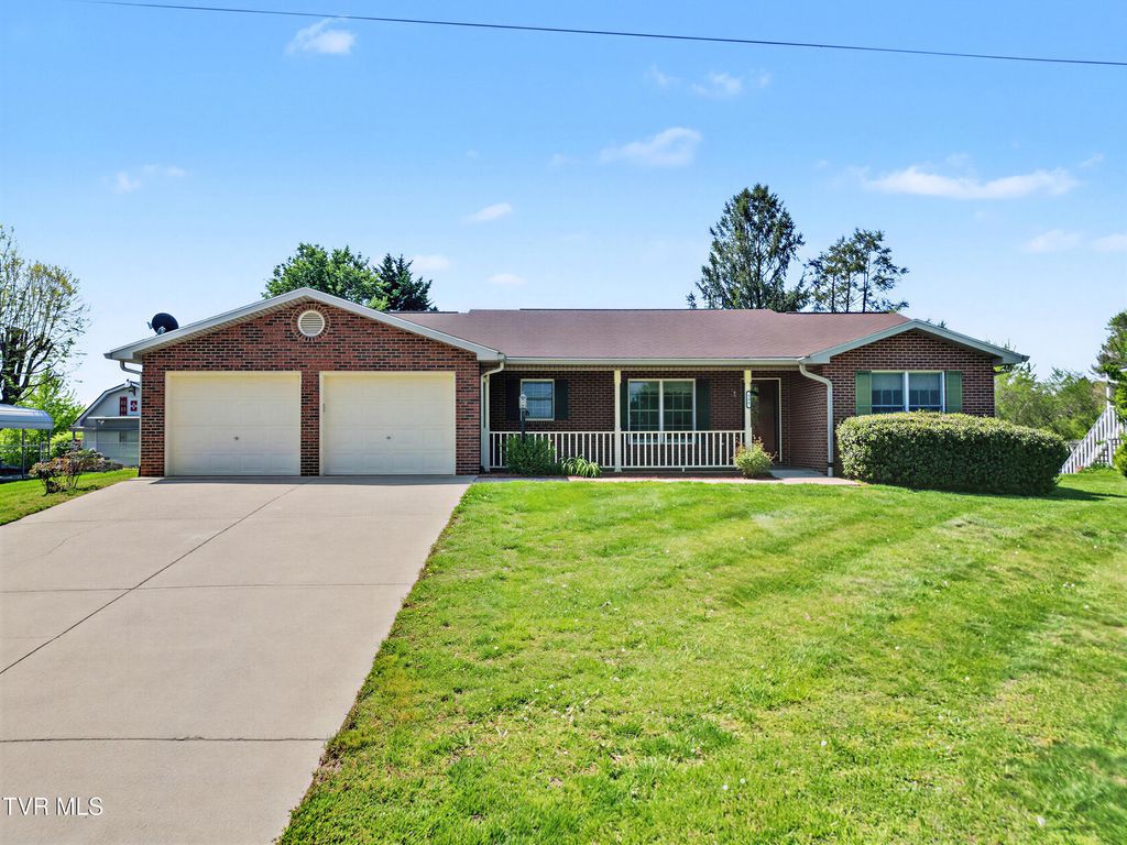 Photo of 108 Smokey View Drive, Greeneville, TN 37745 (MLS # 9993824)