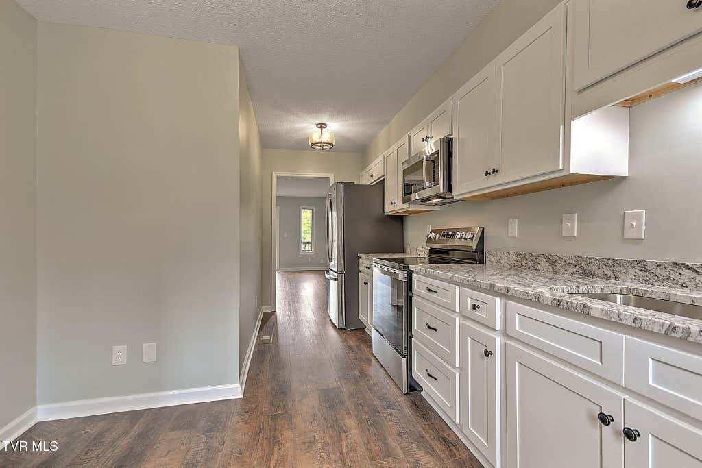 Photo of 1111 Timbers East #*, Greeneville, TN 37745 (MLS # 9998496)