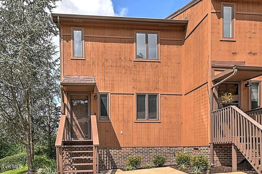 Photo of 1111 Timbers East #*, Greeneville, TN 37745 (MLS # 9998496)