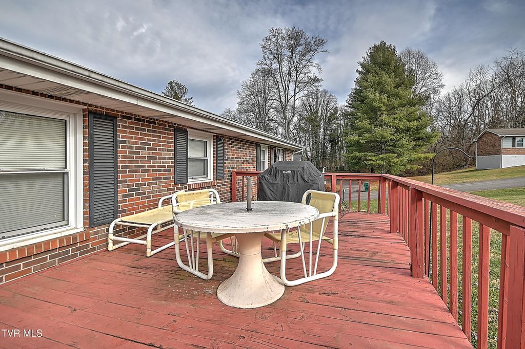 Photo of 270 Alders Place Extension, Bristol, TN 37620 (MLS # 9989385)