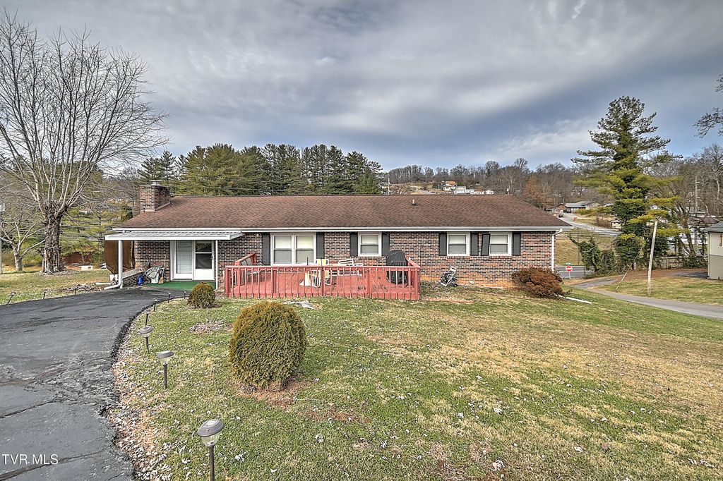 Photo of 270 Alders Place Extension, Bristol, TN 37620 (MLS # 9989385)
