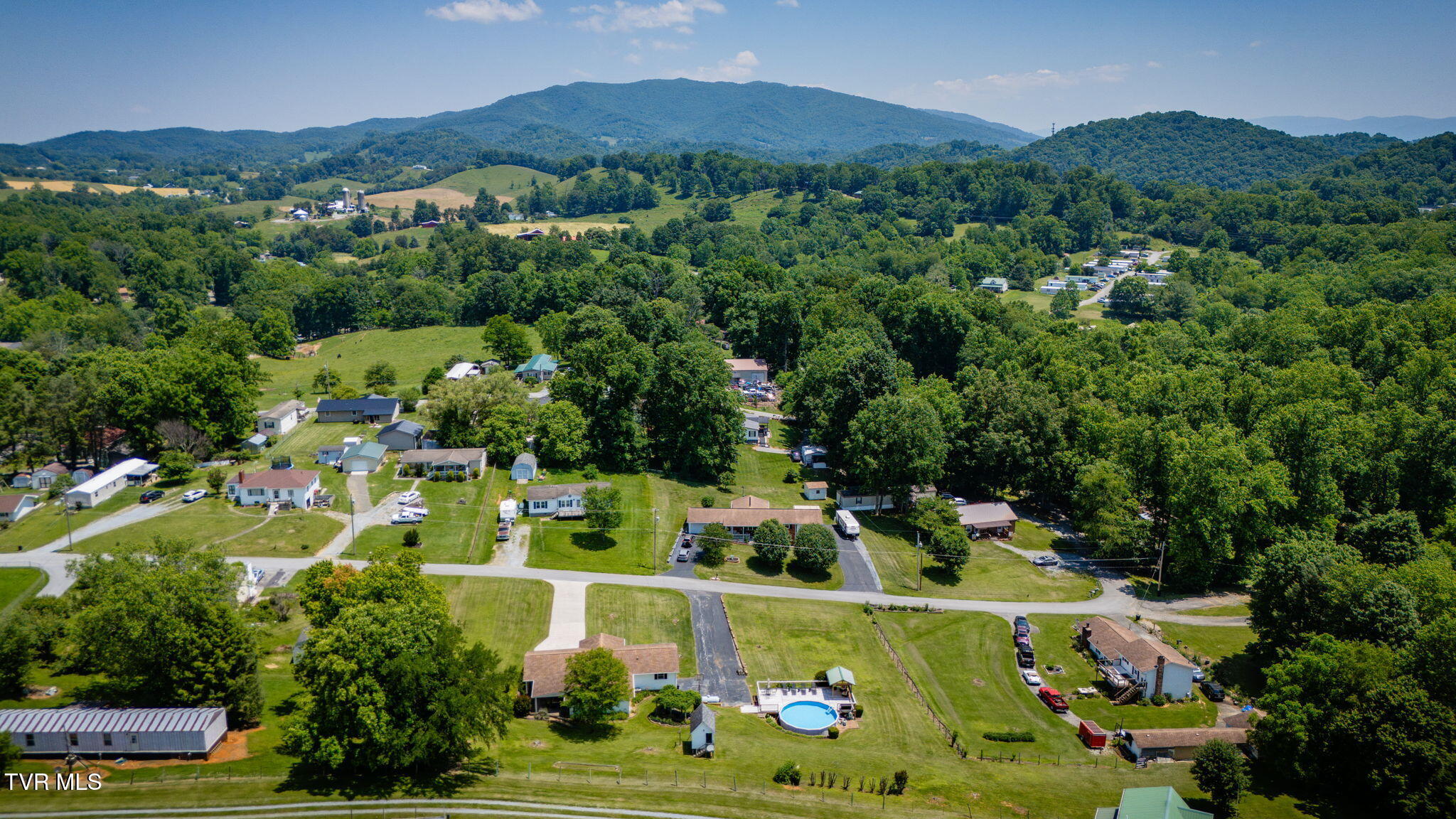159 Rosewood Circle, Elizabethton, Tennessee image 39