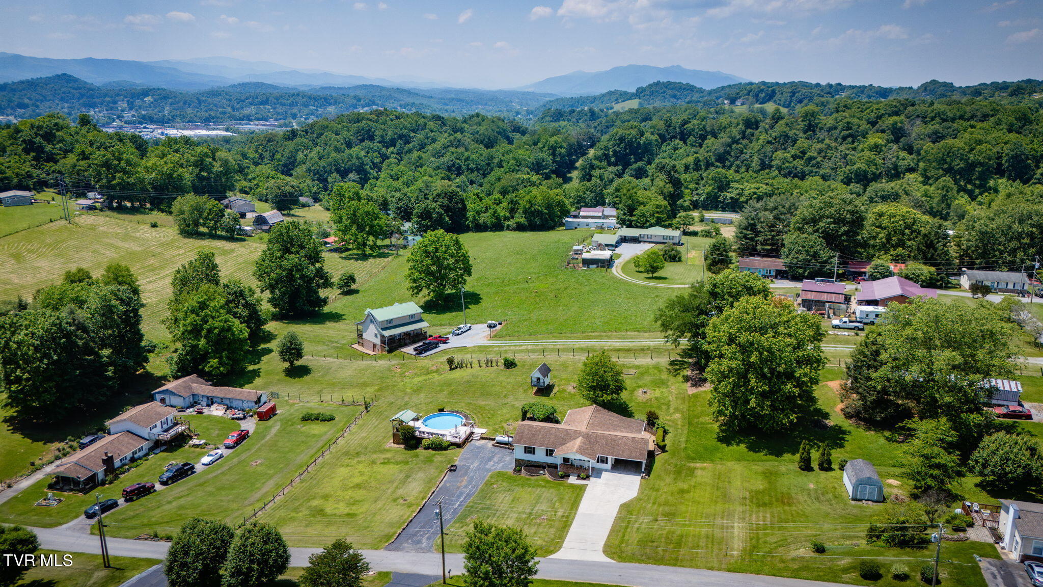 159 Rosewood Circle, Elizabethton, Tennessee image 37