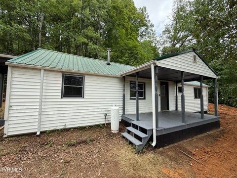 Homes For Sale - 426 War Valley Road<br/> Church Hill, TN 37642