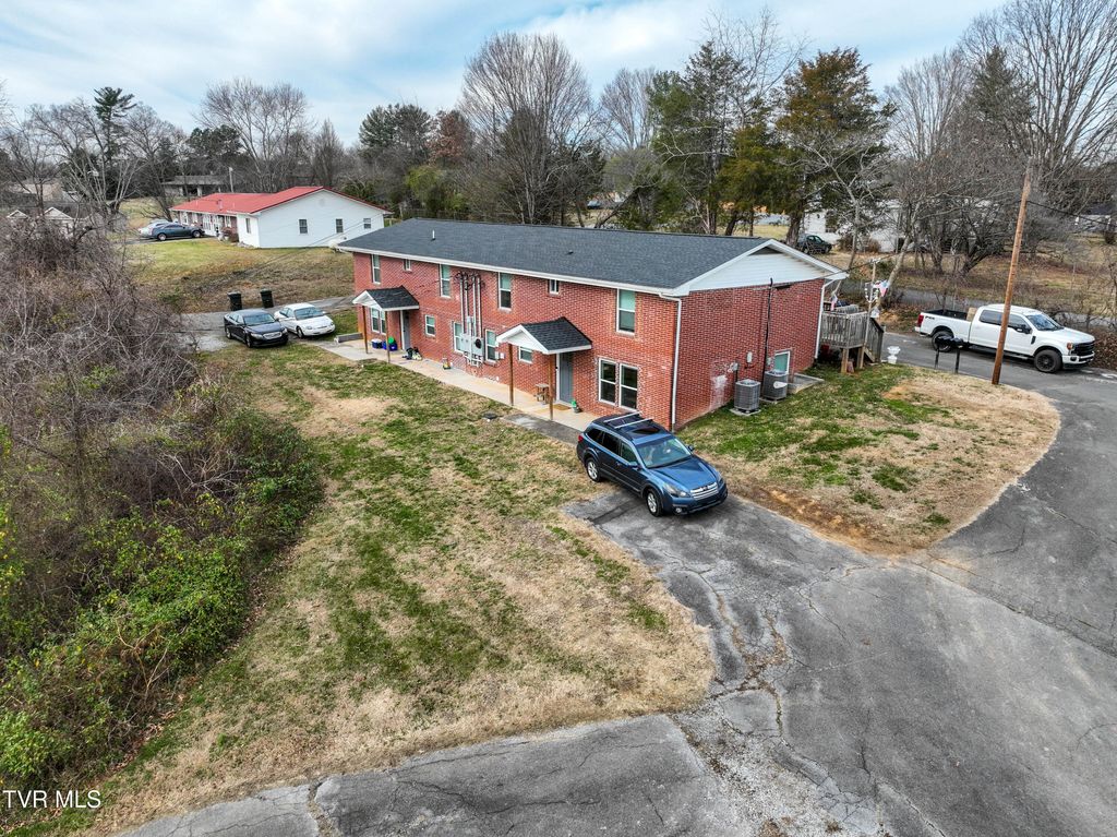 Photo of 127 Patrick Lane, Gray, TN 37615 (MLS # 9991960)