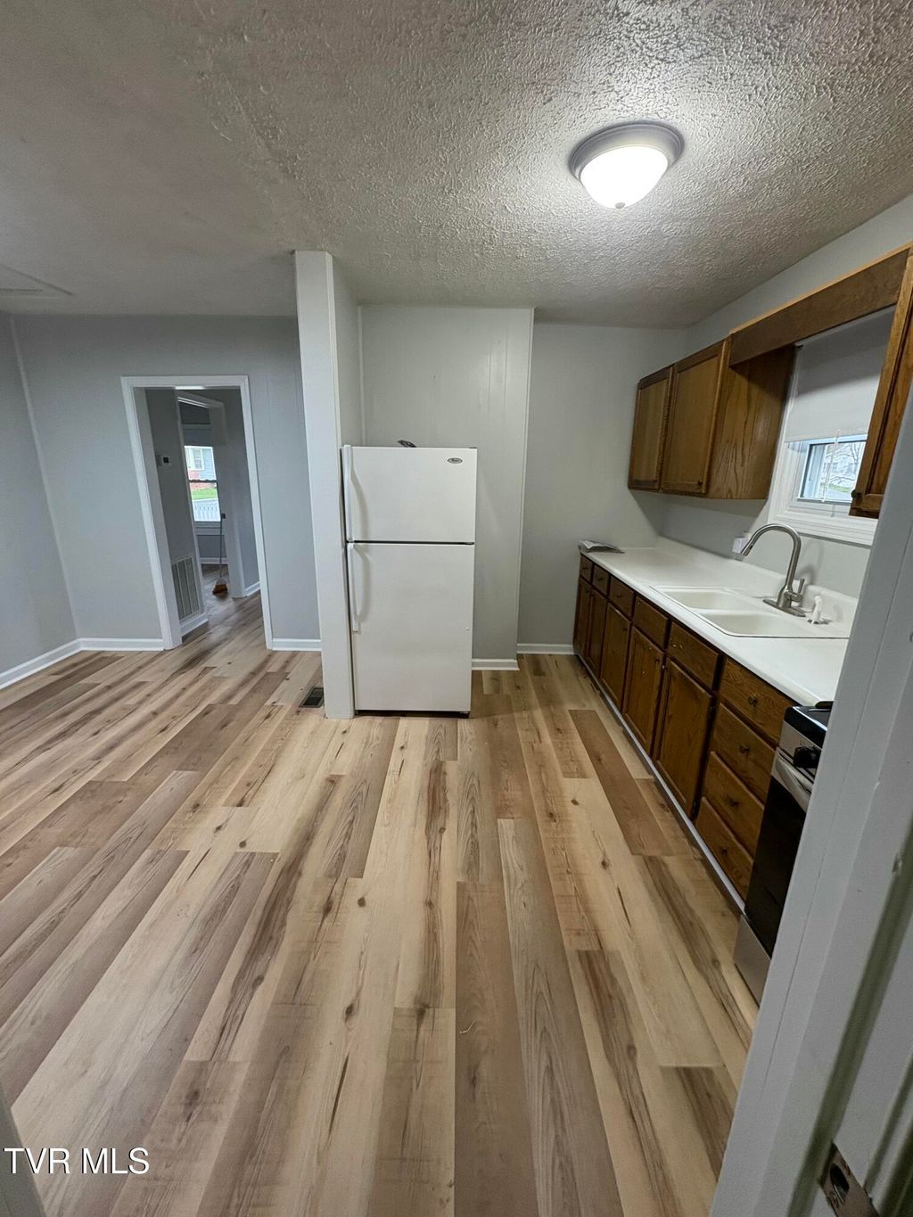 Photo of 325 Virgil Avenue, Kingsport, TN 37665 (MLS # 9992954)