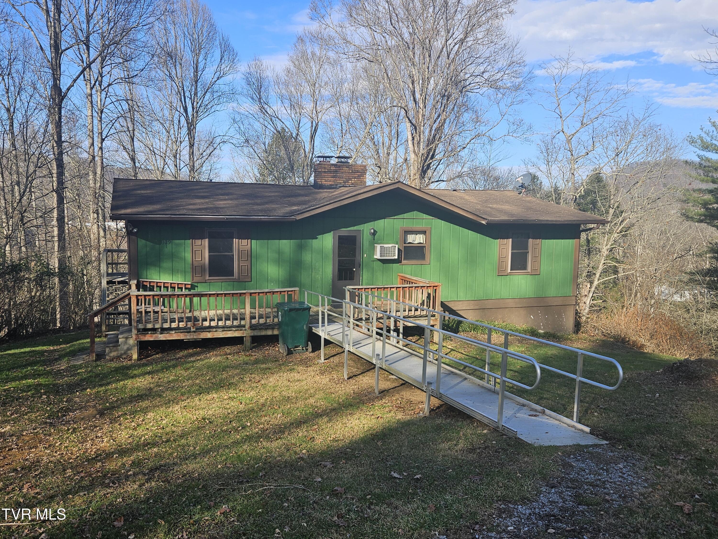 329 Chalet Drive, Coeburn, Virginia image 1