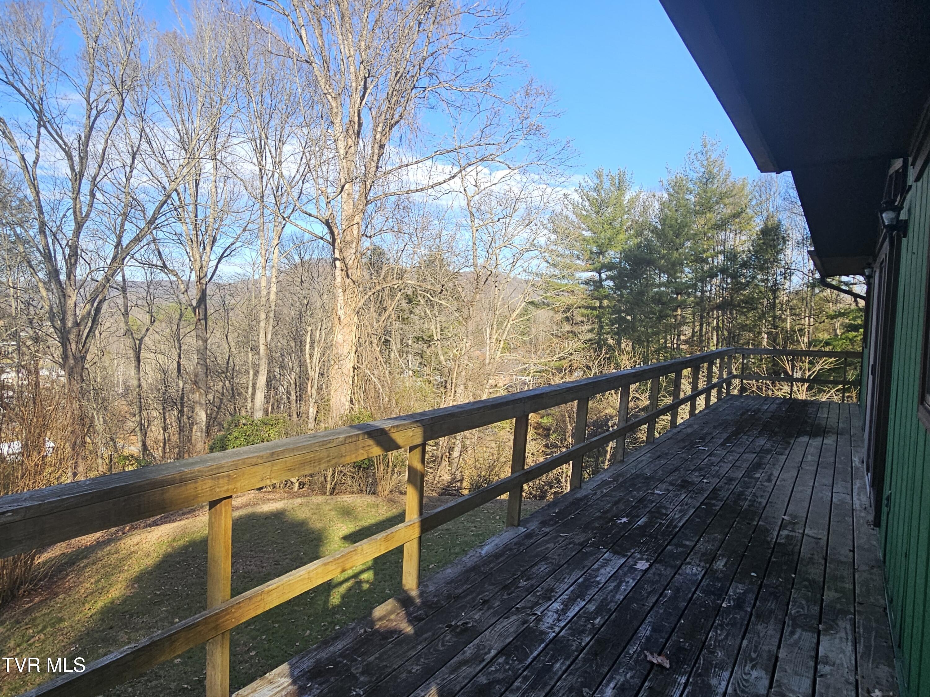 329 Chalet Drive, Coeburn, Virginia image 27