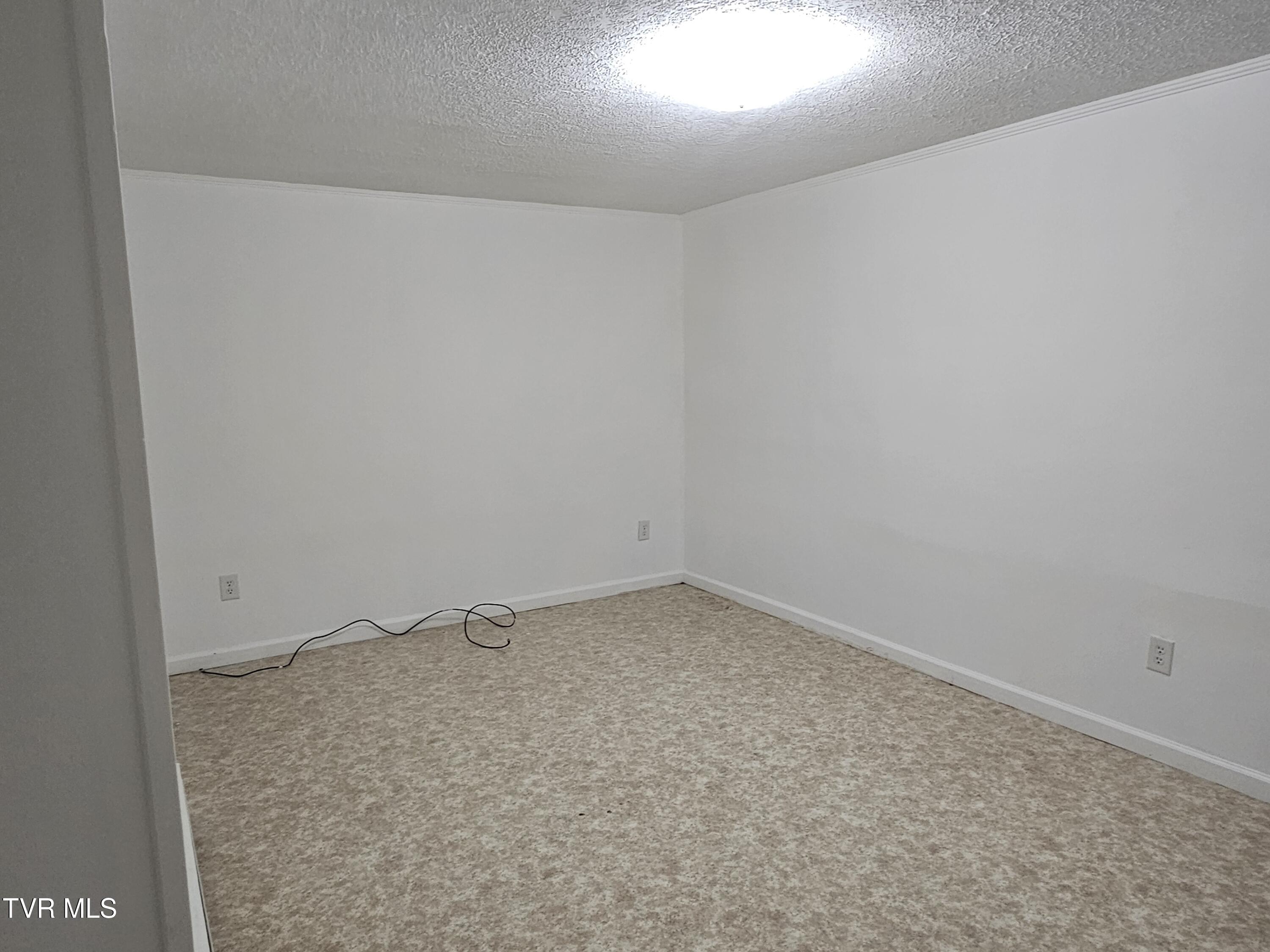329 Chalet Drive, Coeburn, Virginia image 34