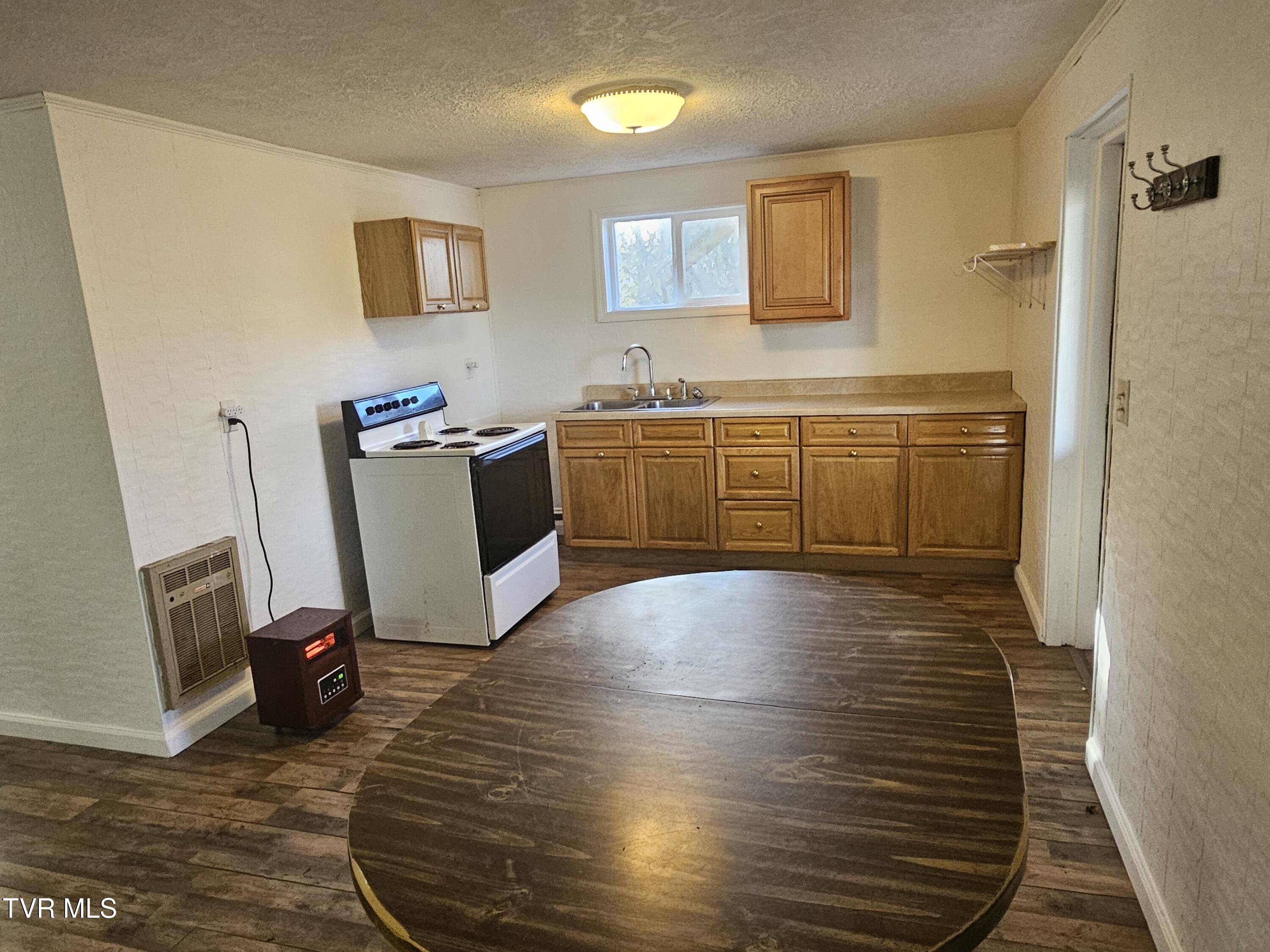 329 Chalet Drive, Coeburn, Virginia image 30