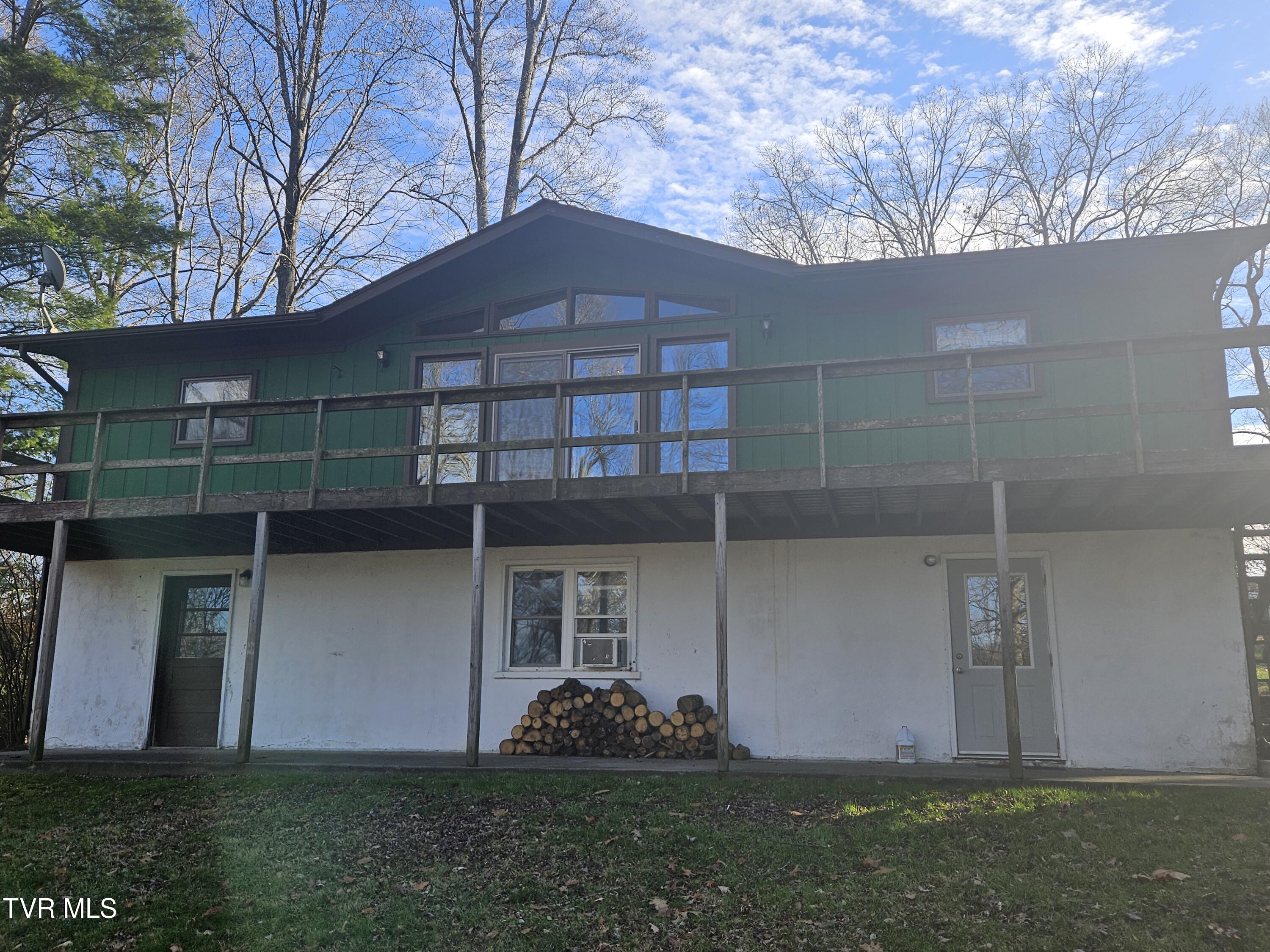 329 Chalet Drive, Coeburn, Virginia image 7