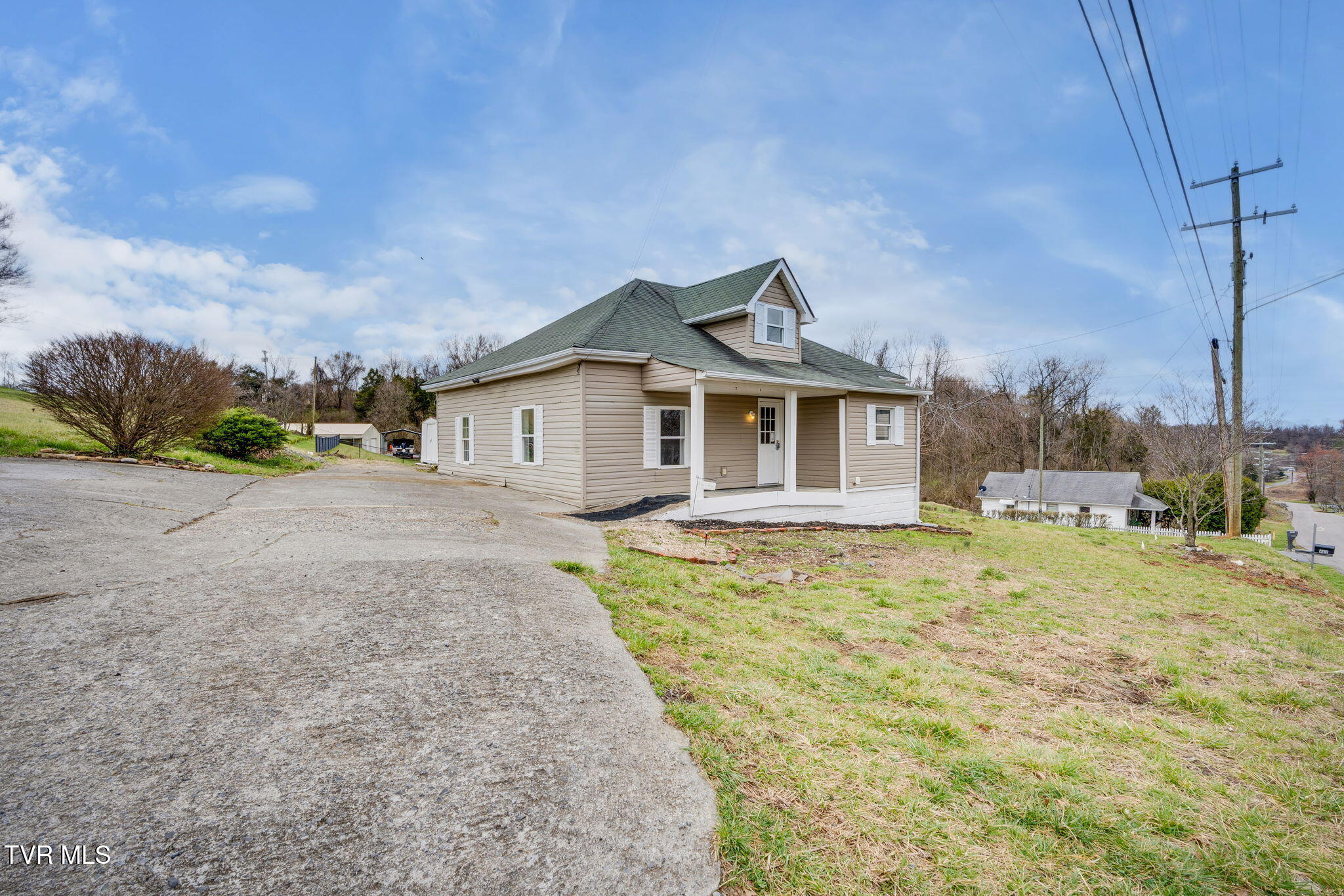 475 Shakesville Road, Bristol, Virginia image 2