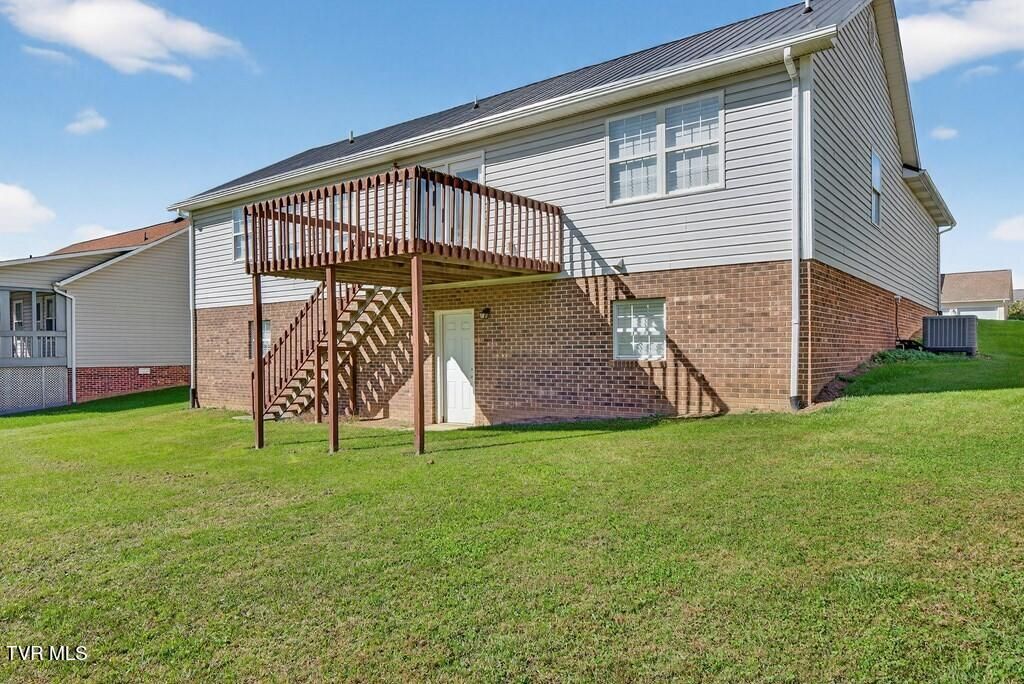 Photo of 153 Brandon Lane, Bristol, VA 24201 (MLS # 9989782)