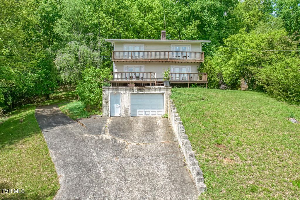Photo of 5 Bingham Court, Johnson City, TN 37604 (MLS # 9994791)