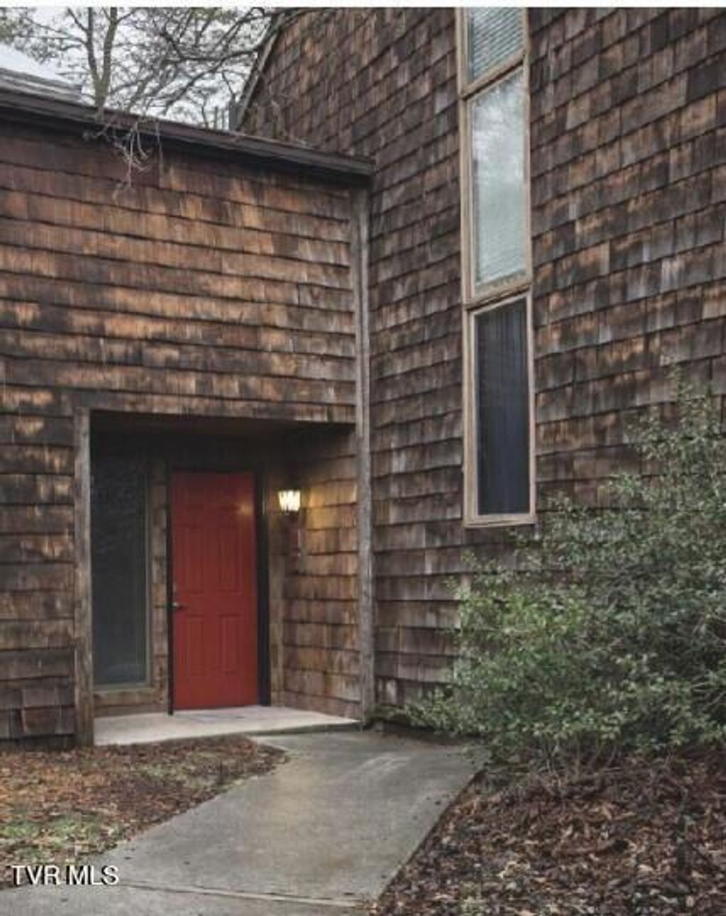 Photo of 115 Beechnut Street #Apt H7, Johnson City, TN 37601 (MLS # 9992662)