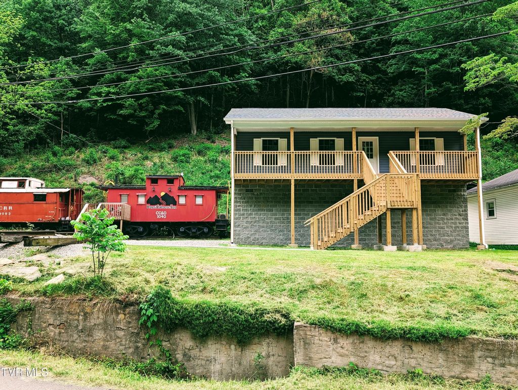 Photo of 127 Bartley Street, Haysi, VA 24256 (MLS # 9986978)