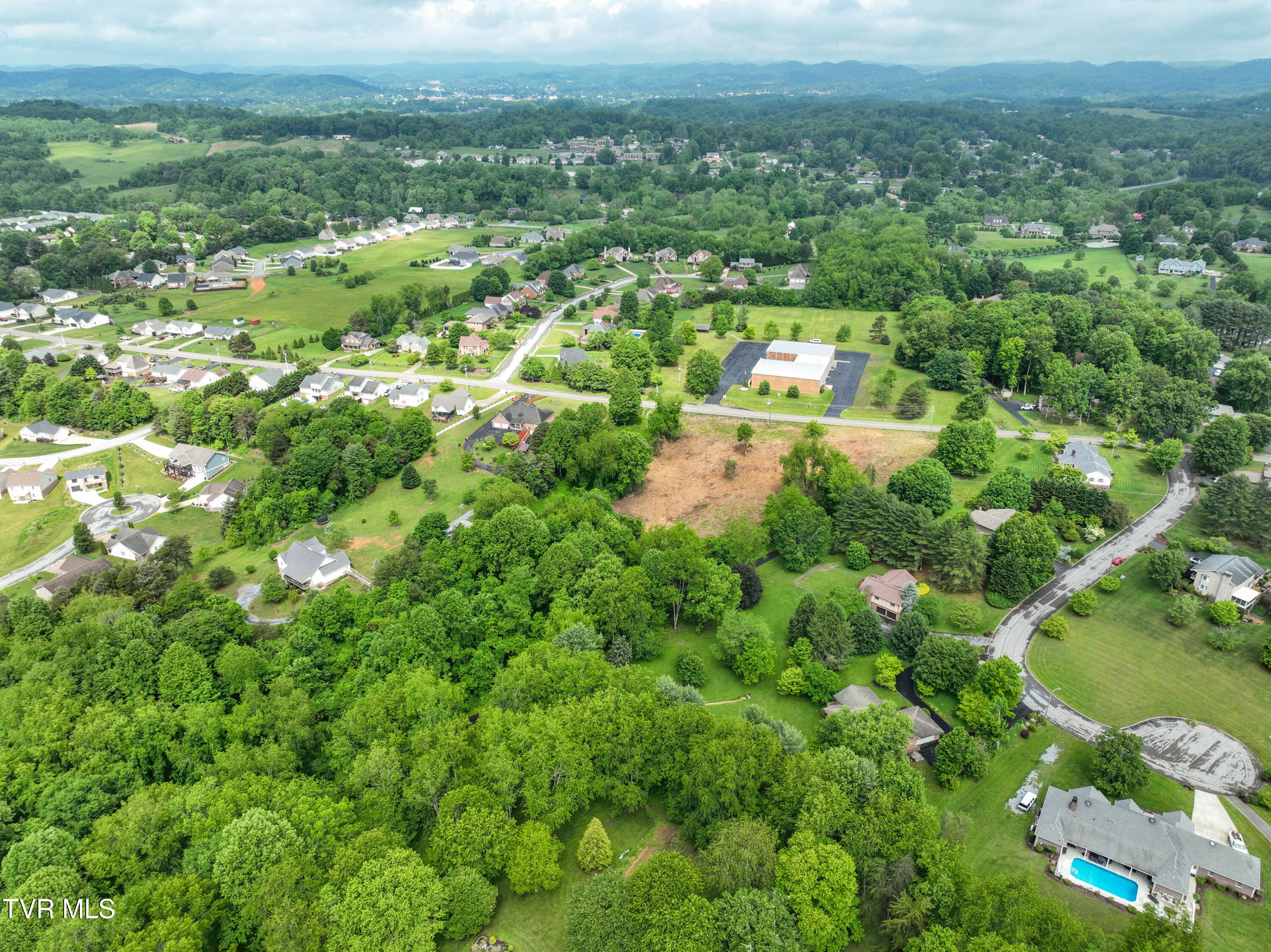 5820 Old Jonesboro Road, Bristol, Tennessee image 4