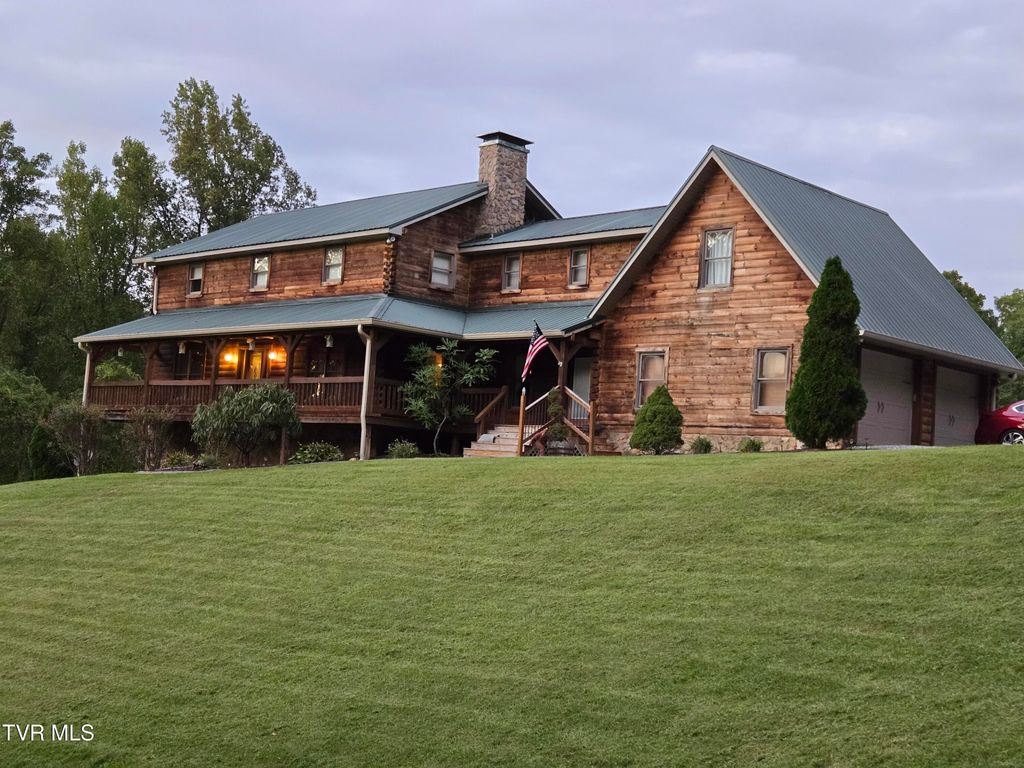 Photo of 255 Bank Drive, Fall Branch, TN 37656 (MLS # 9988429)