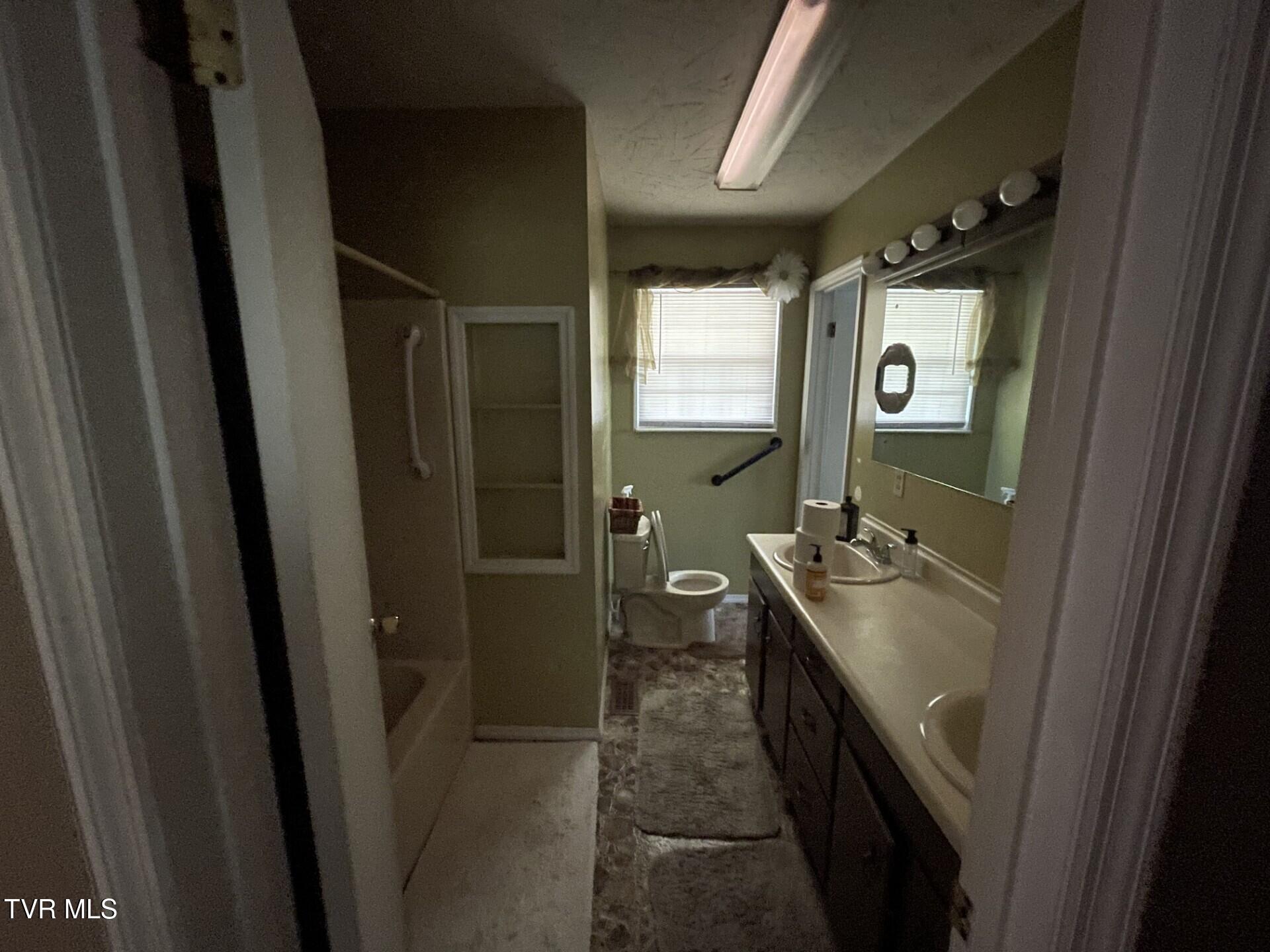 403 Morningside Drive, Rogersville, Tennessee image 12