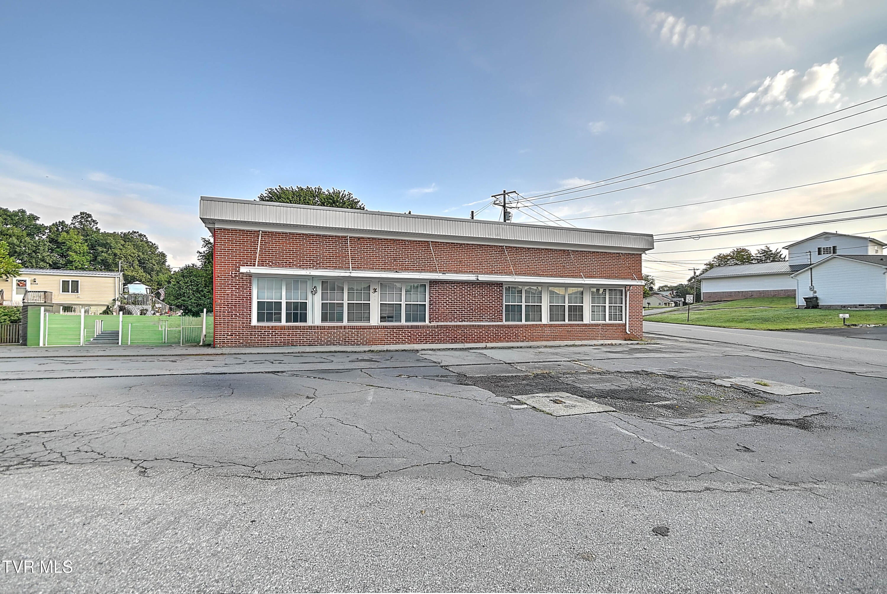 3536/3538 West Walnut Street