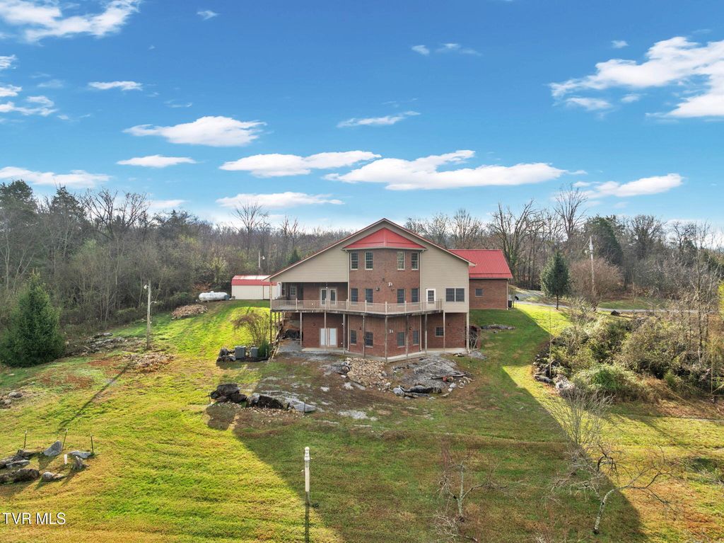 Photo of 1185 Woolsey Road, Greeneville, TN 37745 (MLS # 9992551)