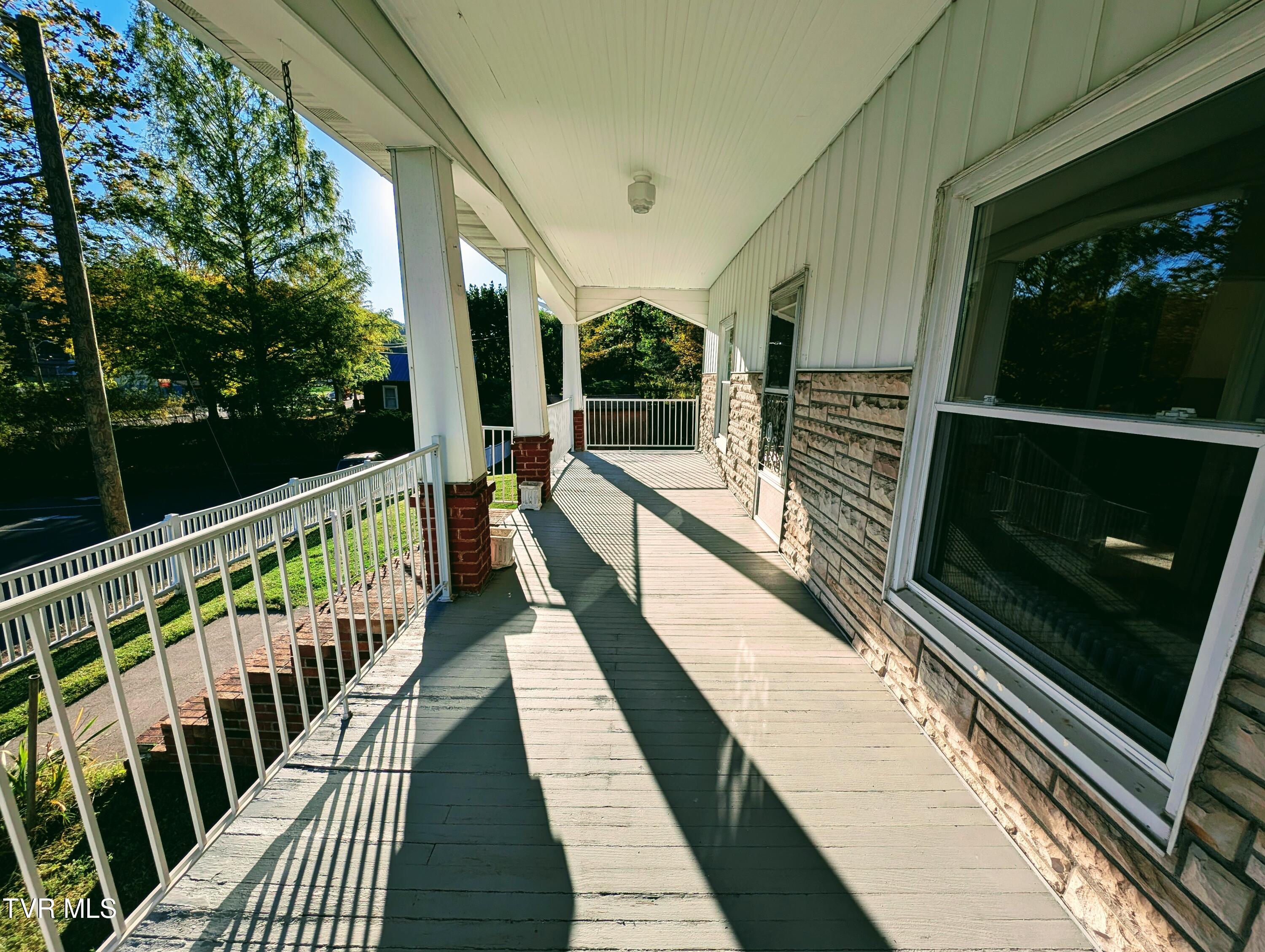 139 Oak Dale Drive, Clintwood, Virginia image 2