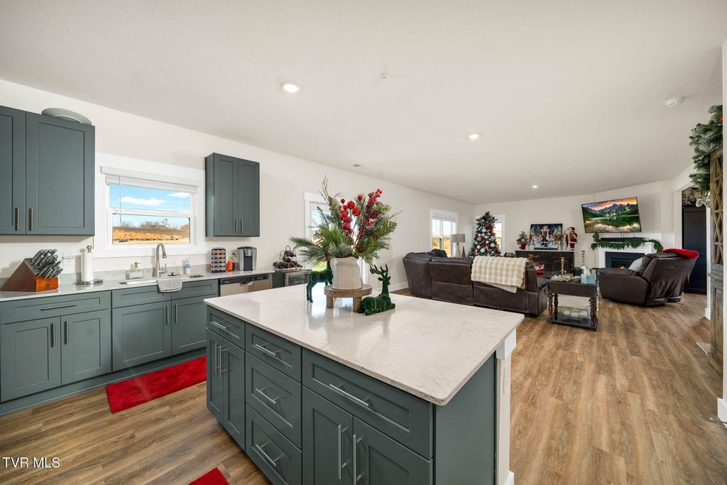 Photo of 339 Cookie Loop, Johnson City, TN 37615 (MLS # 9988786)