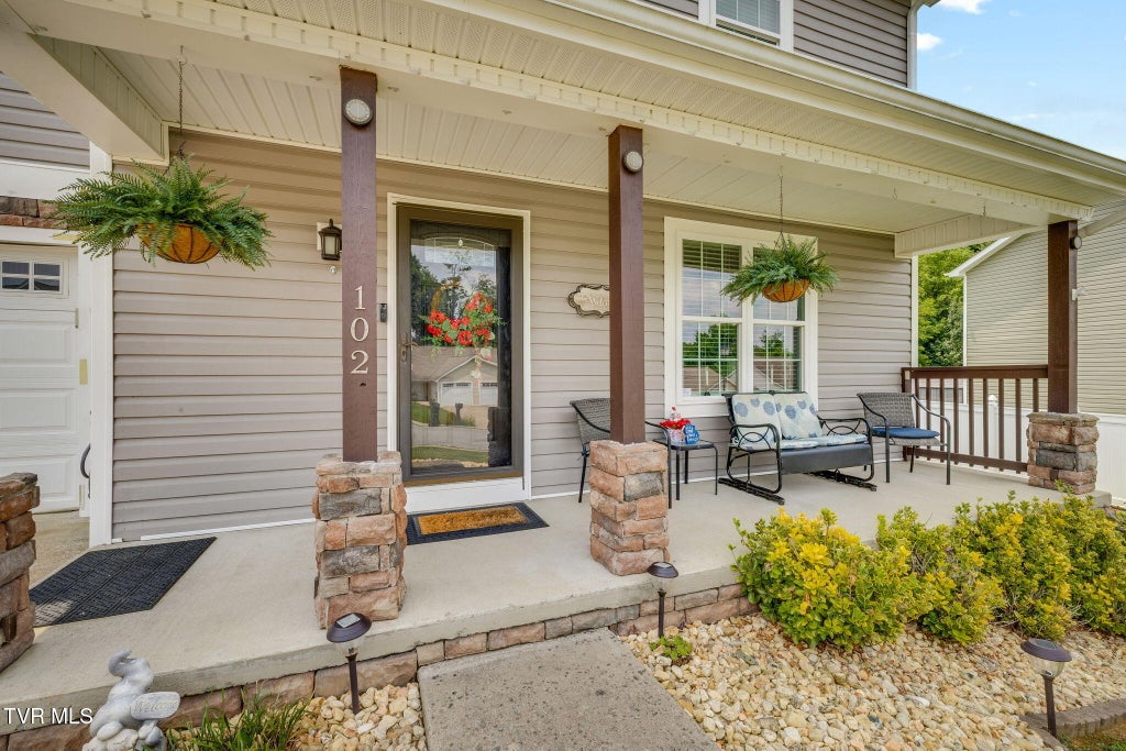 Photo of 102 Carmack Drive, Bristol, VA 24201 (MLS # 9997439)