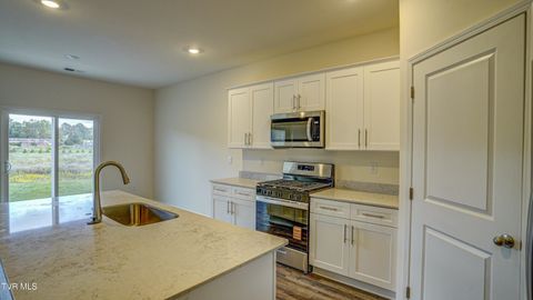 Tiny photo for 172 Tanasqui Drive, Johnson City, TN 37604 (MLS # 9986392)