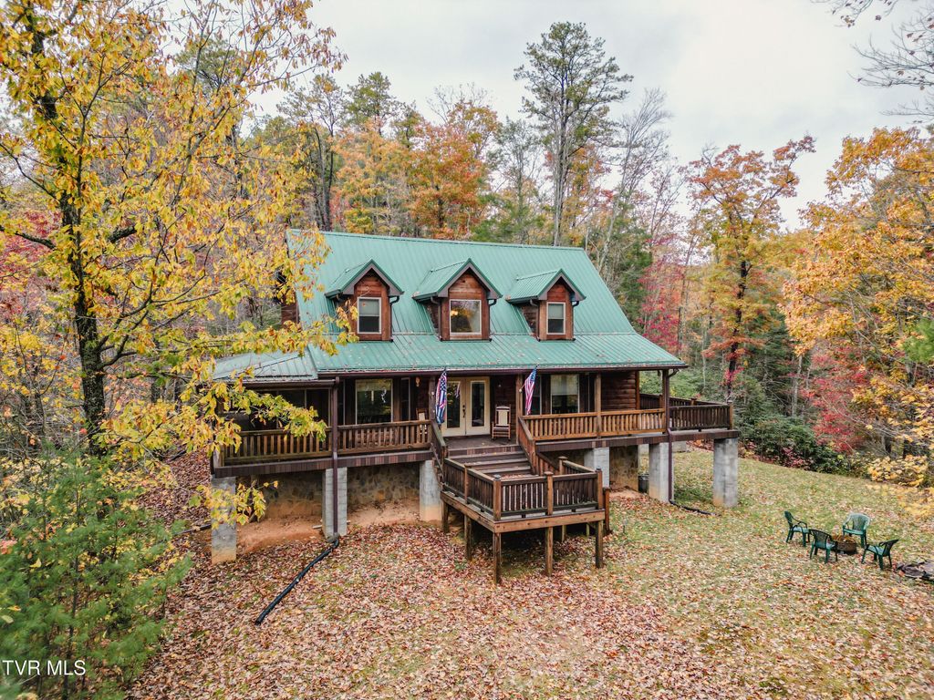 Photo of 13945 Asheville Highway, Greeneville, TN 37743 (MLS # 9987748)