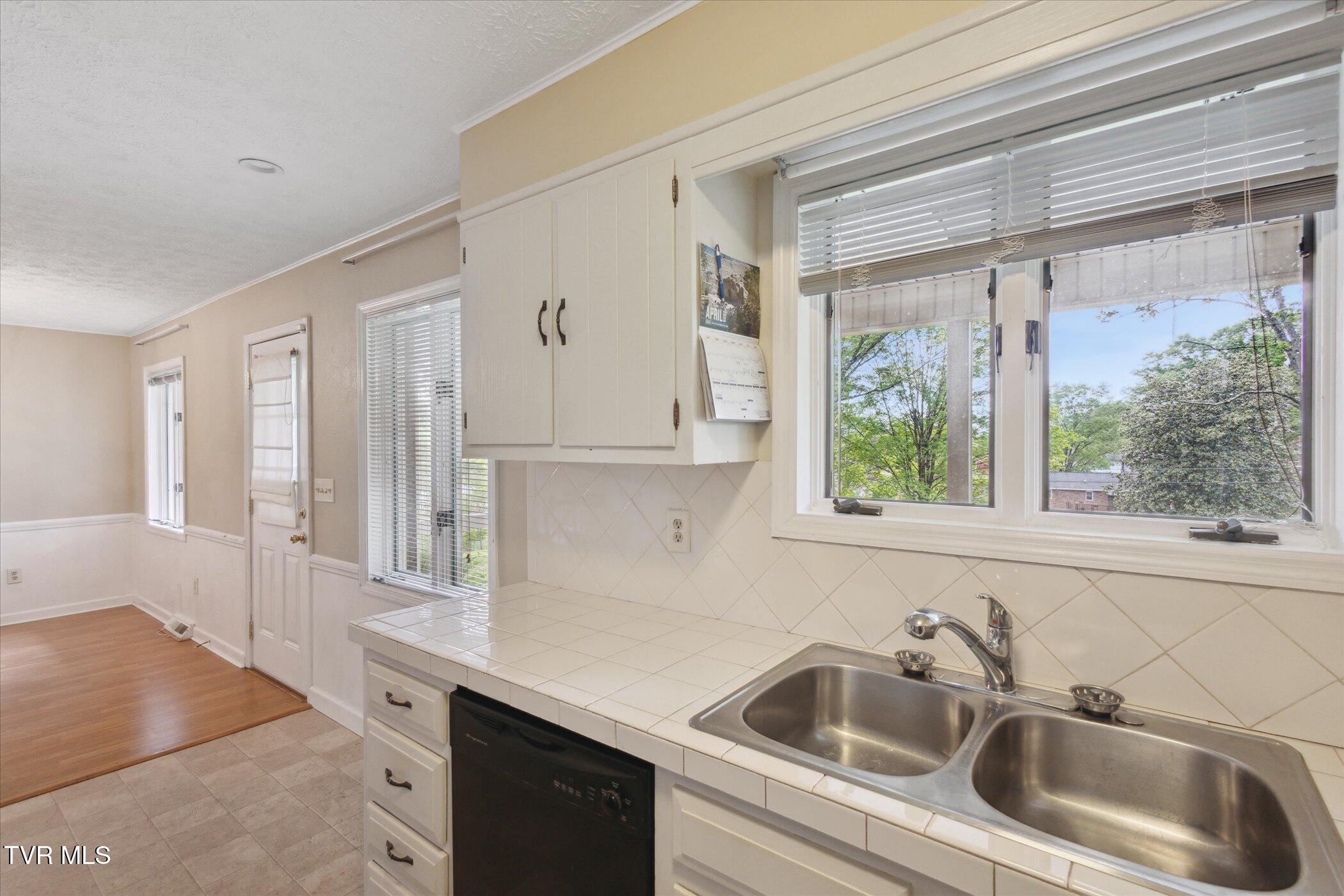 4524 June Drive, Kingsport, Tennessee image 13