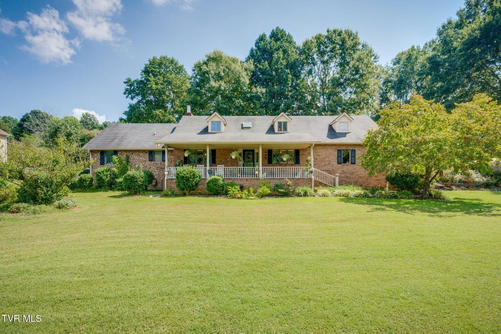 Photo of 206 Spring Valley Road, Unicoi, TN 37692 (MLS # 10001099)